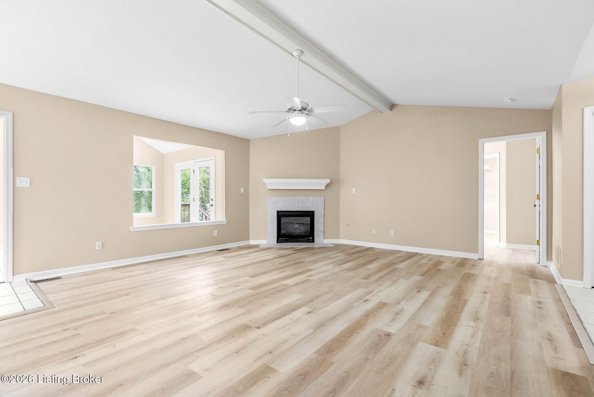 1601 Spinner Pl Property Photo 10