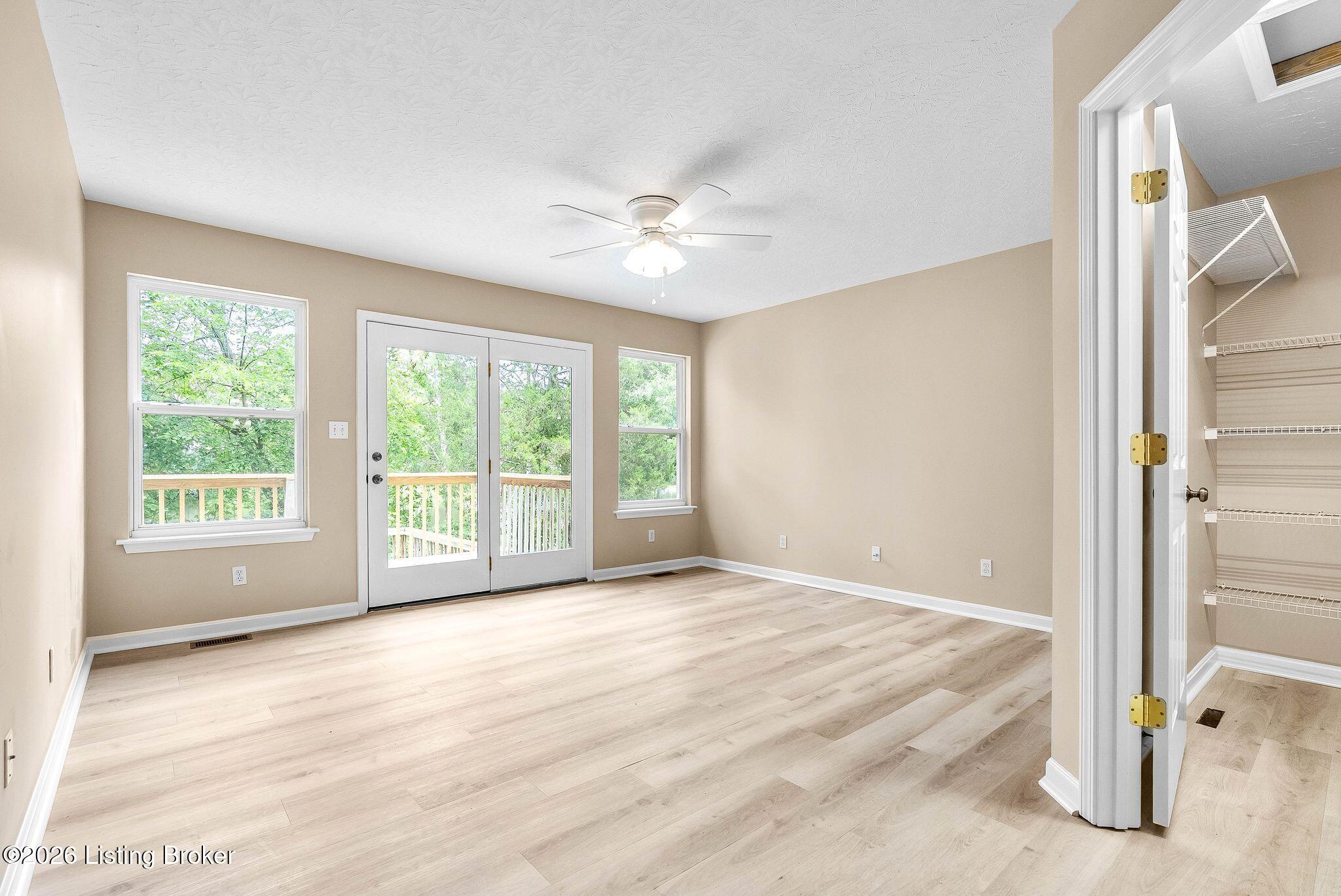 1601 Spinner Pl Property Photo 15