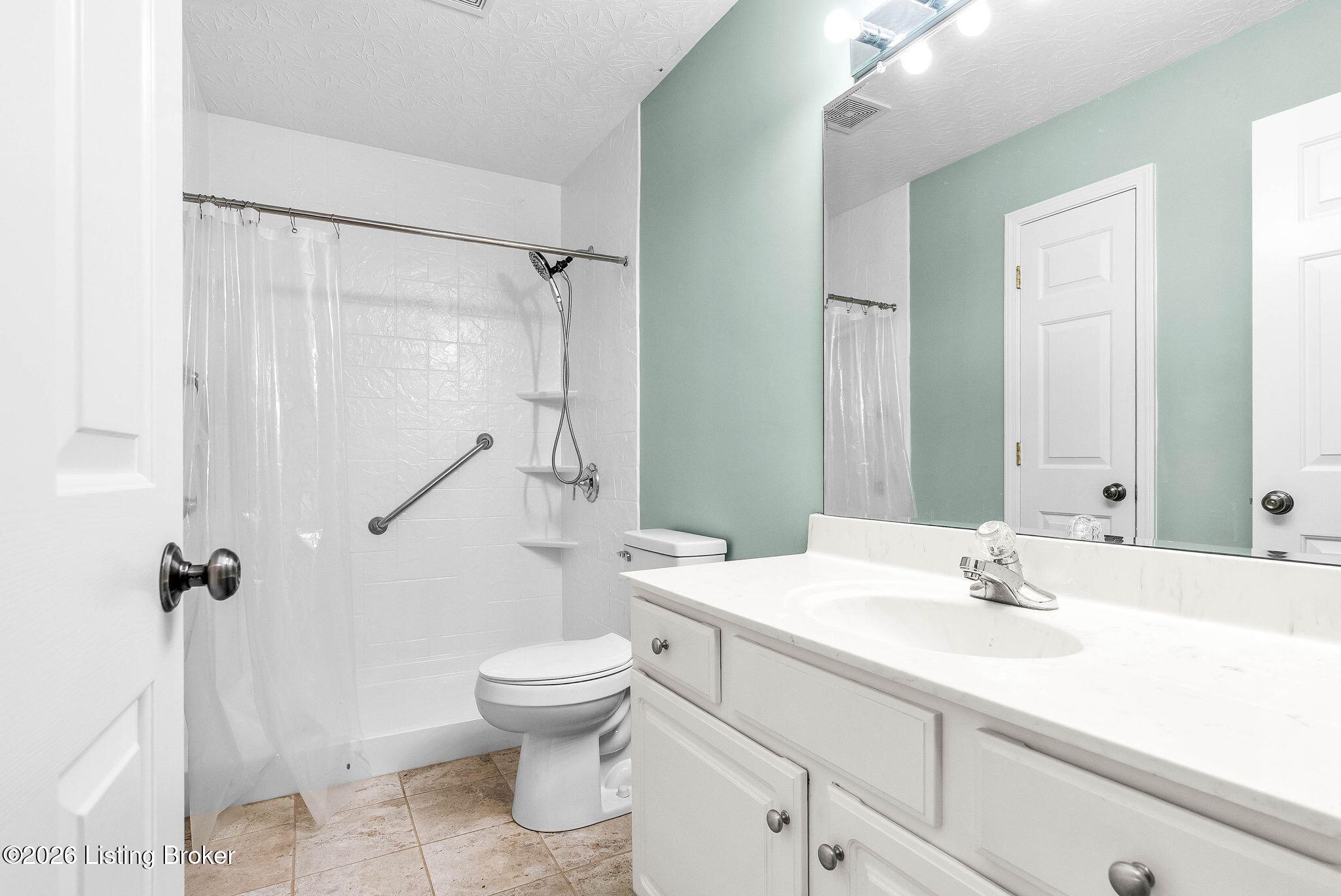 1601 Spinner Pl Property Photo 20