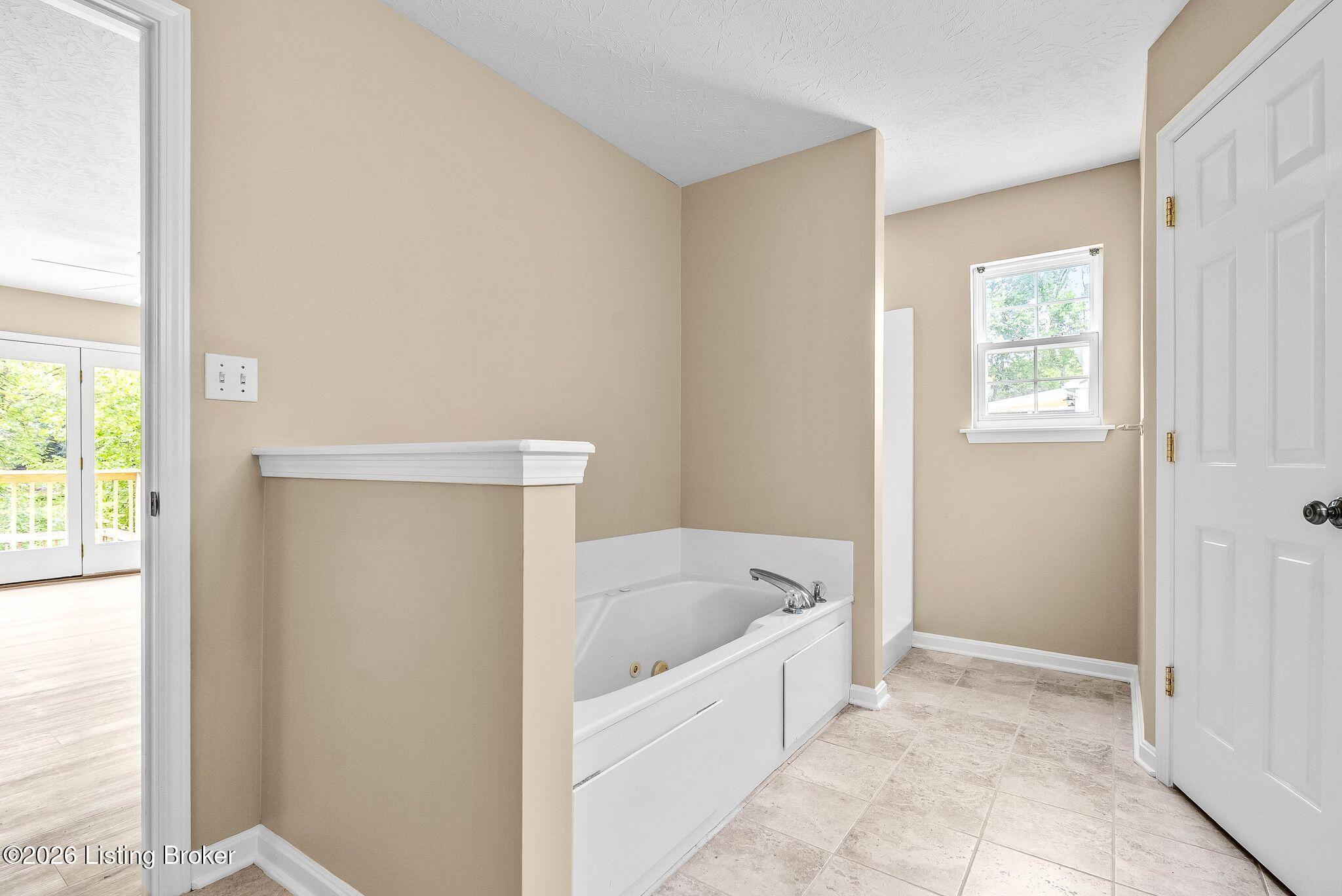 1601 Spinner Pl Property Photo 23