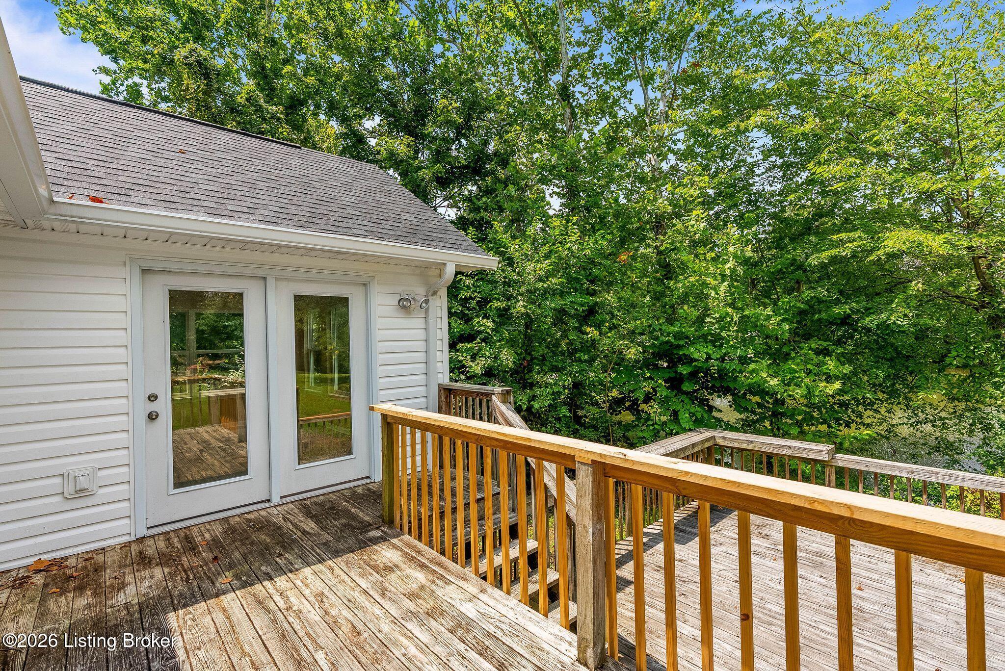 1601 Spinner Pl Property Photo 35