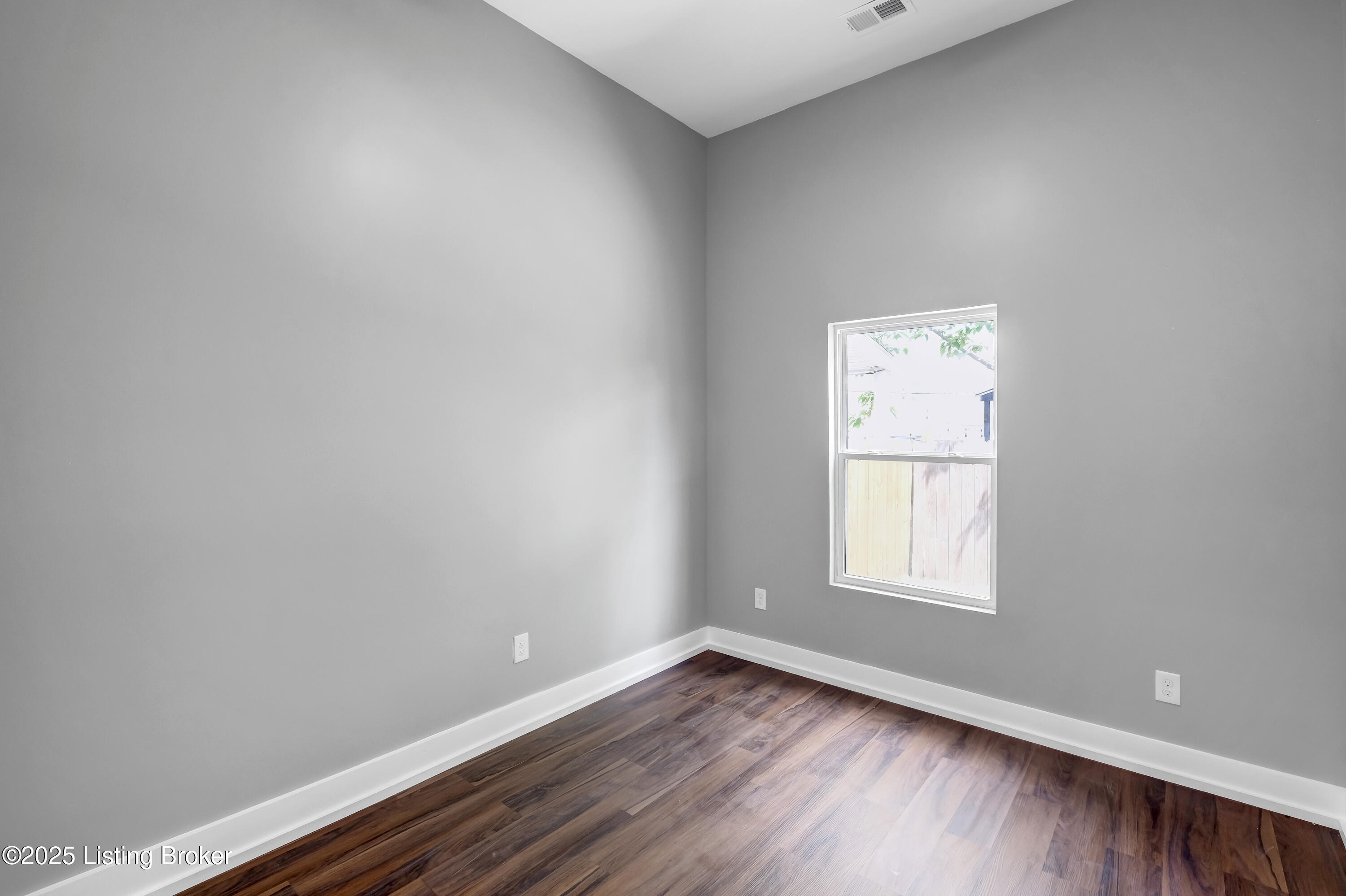 511 E Kentucky St Property Photo 19