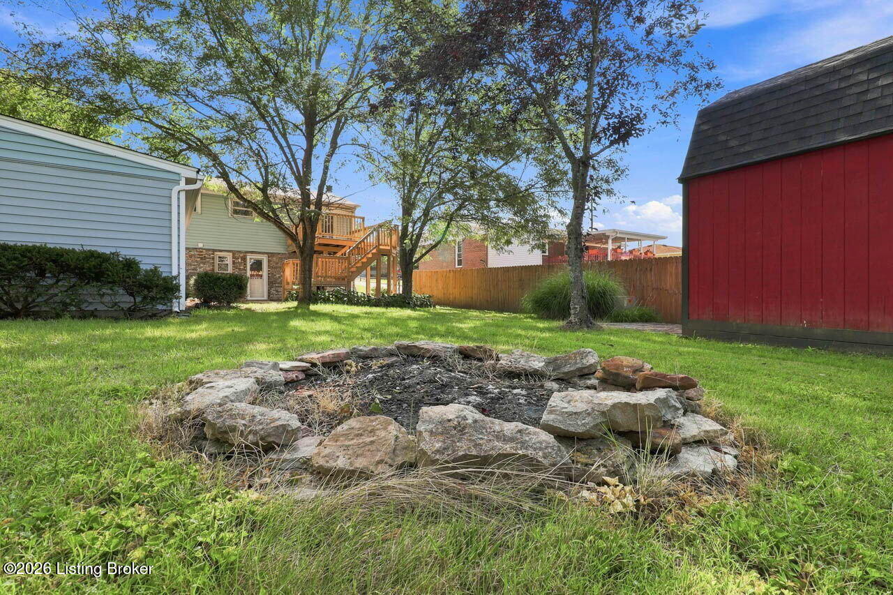 8206 Vaughn Mill Rd Property Photo 48