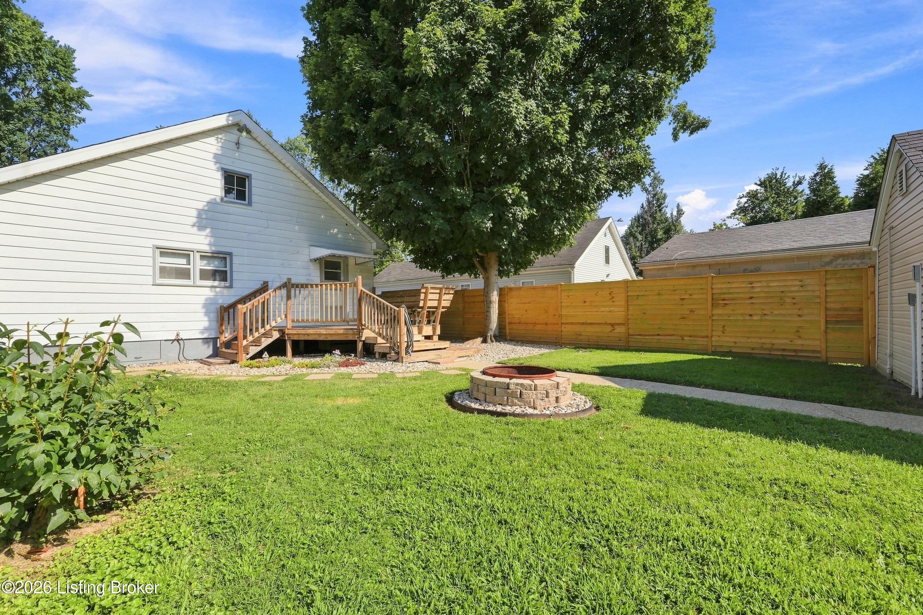 6209 Eureka Ave Property Photo 8