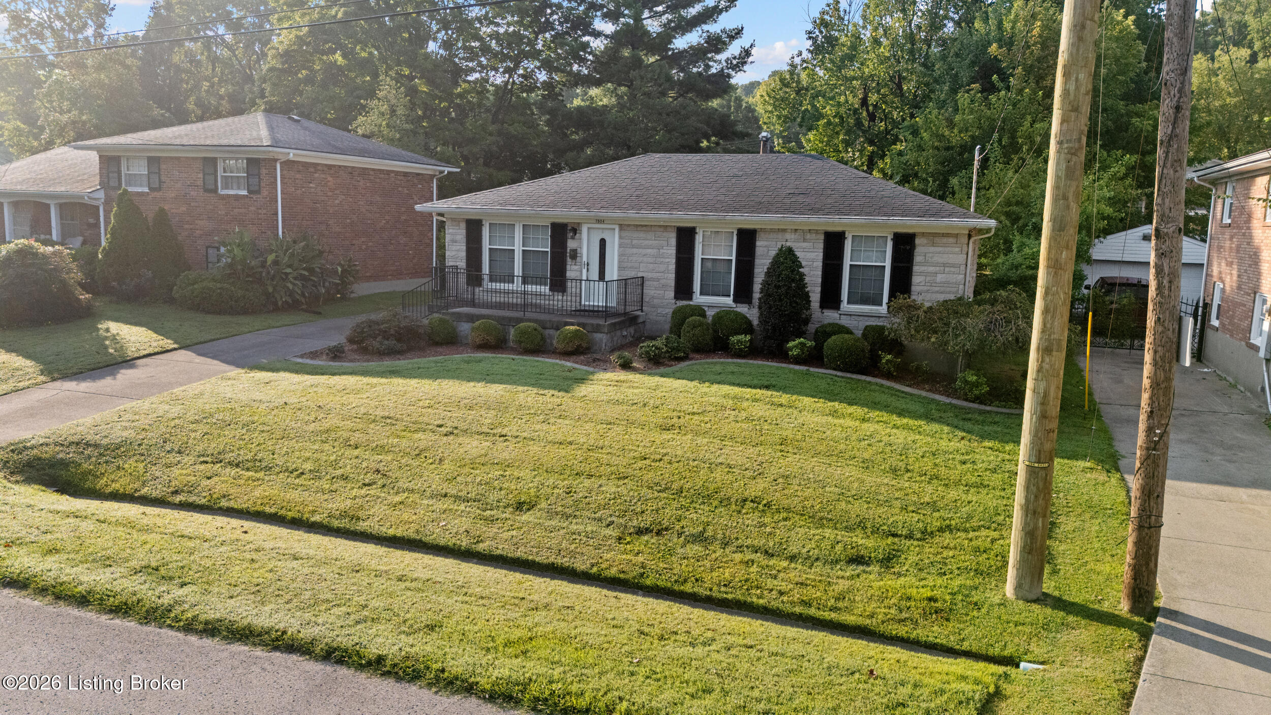 7534 Pimlico Dr Property Photo 3