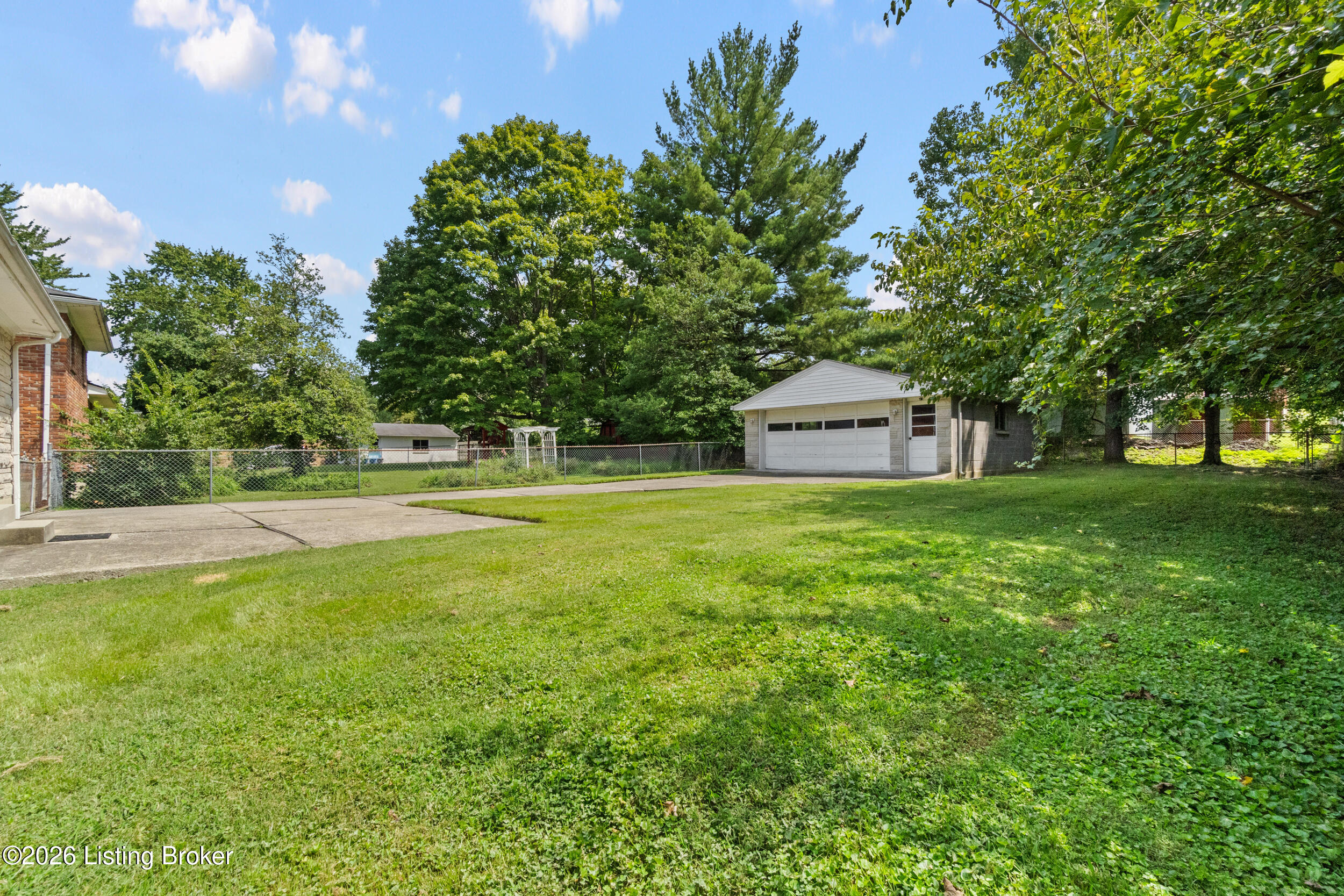 7534 Pimlico Dr Property Photo 41