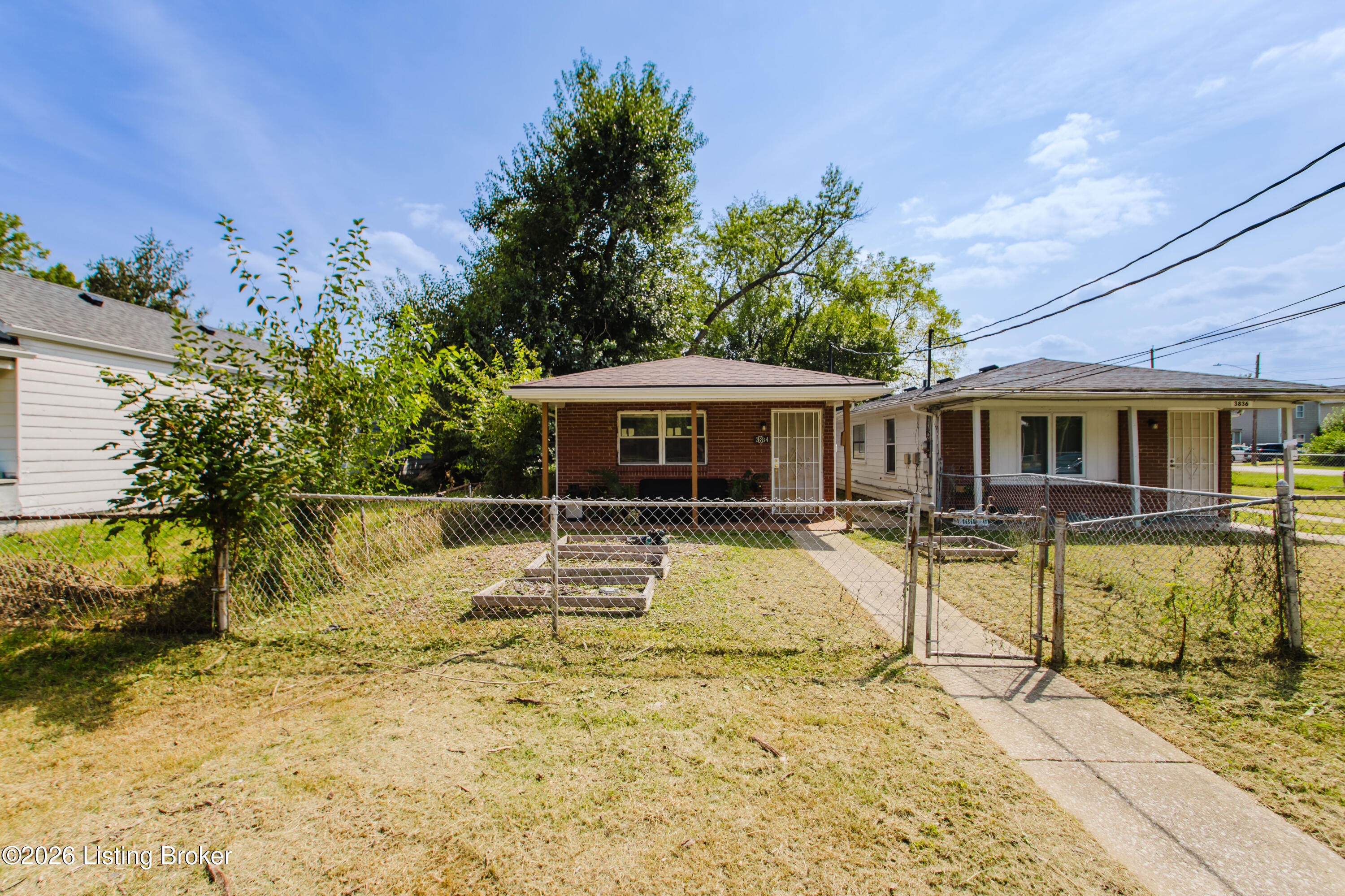 3834 Grand Ave Property Photo 13