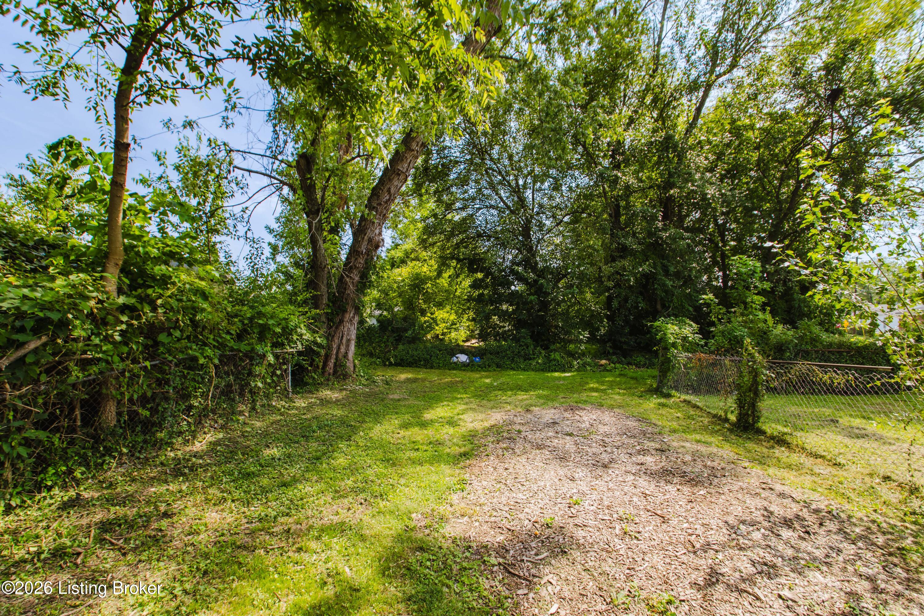 3834 Grand Ave Property Photo 16