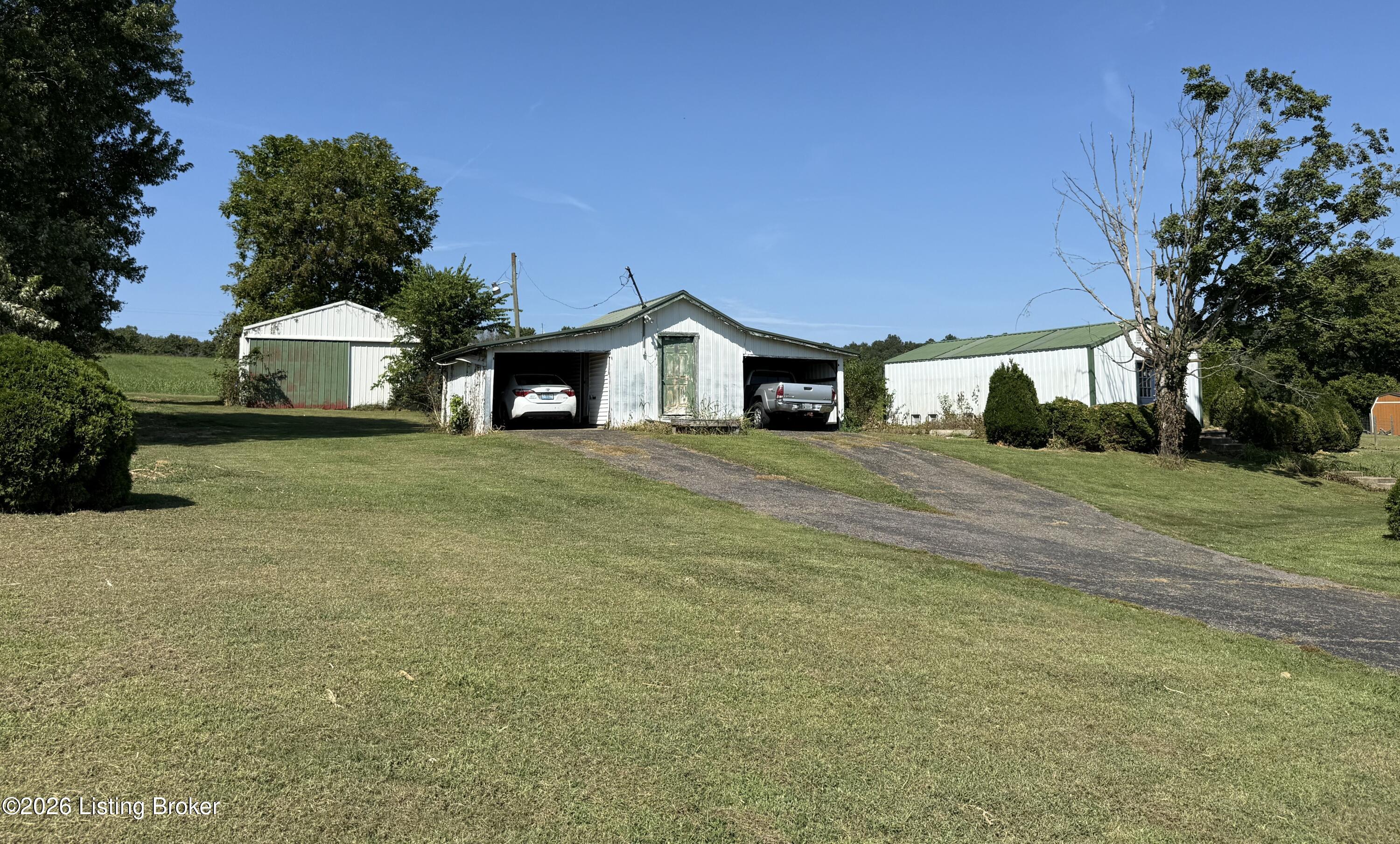 1388 J B Ball Ln Property Photo 4