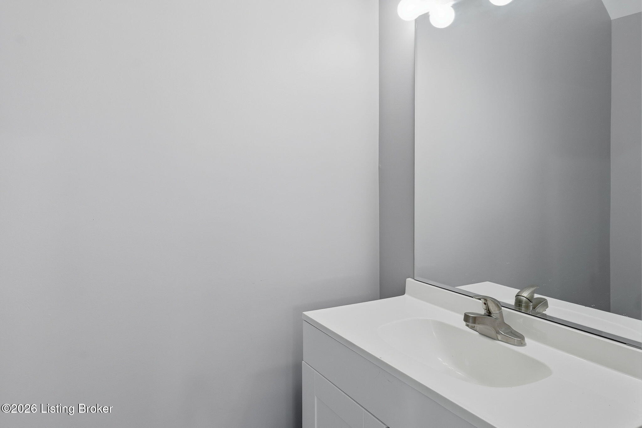 2712 Lindsay Ave Property Photo 13