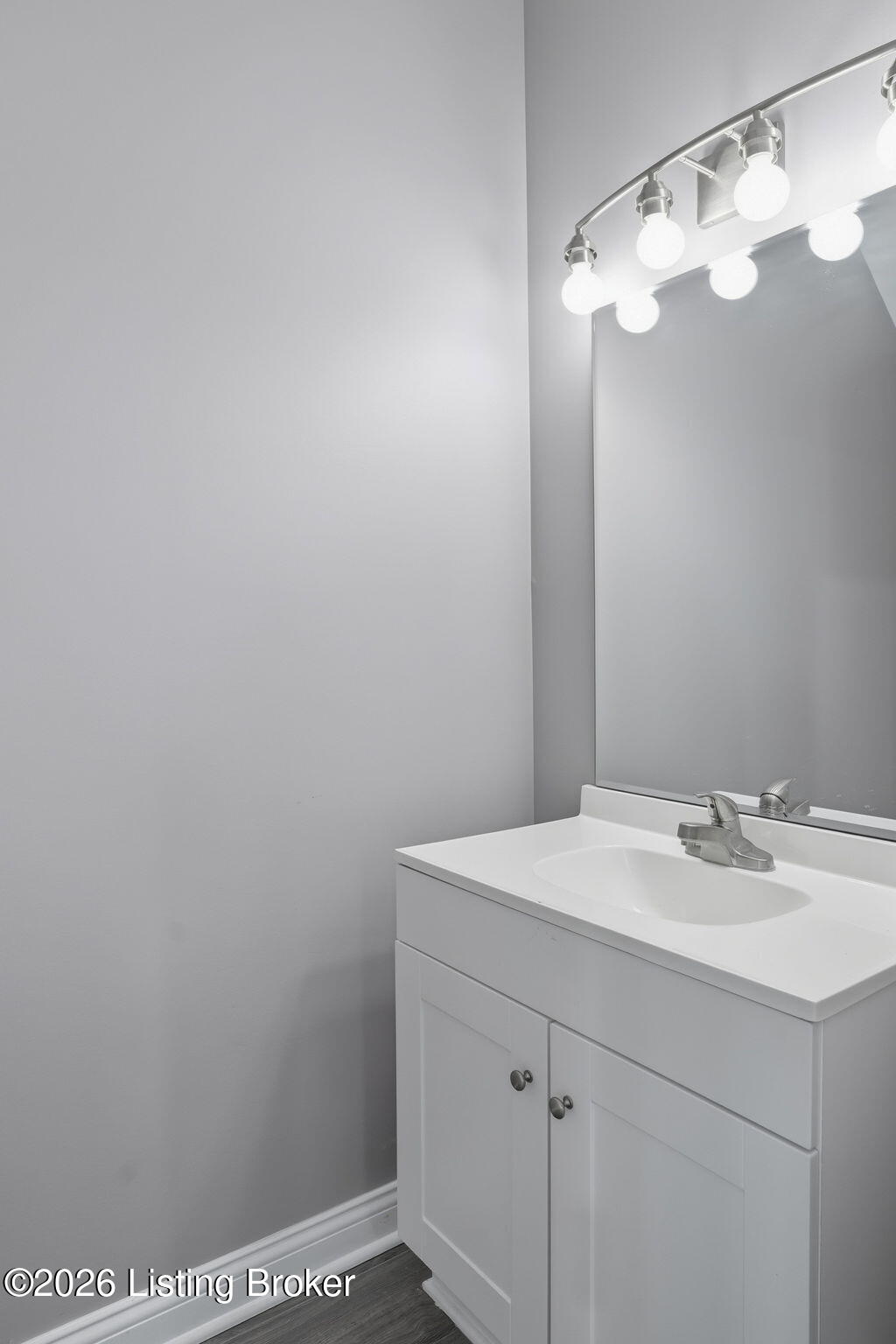 2712 Lindsay Ave Property Photo 14