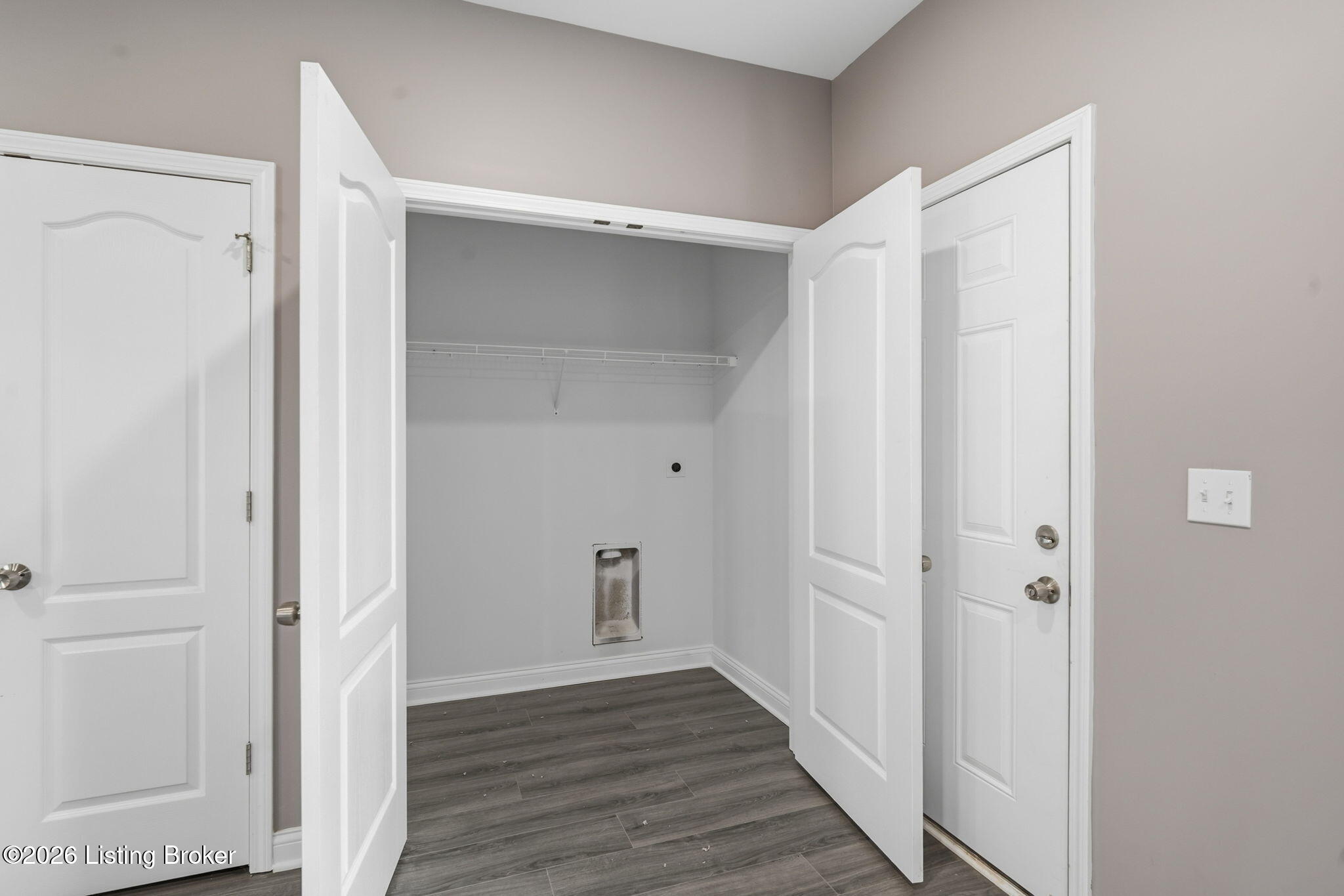 2712 Lindsay Ave Property Photo 15