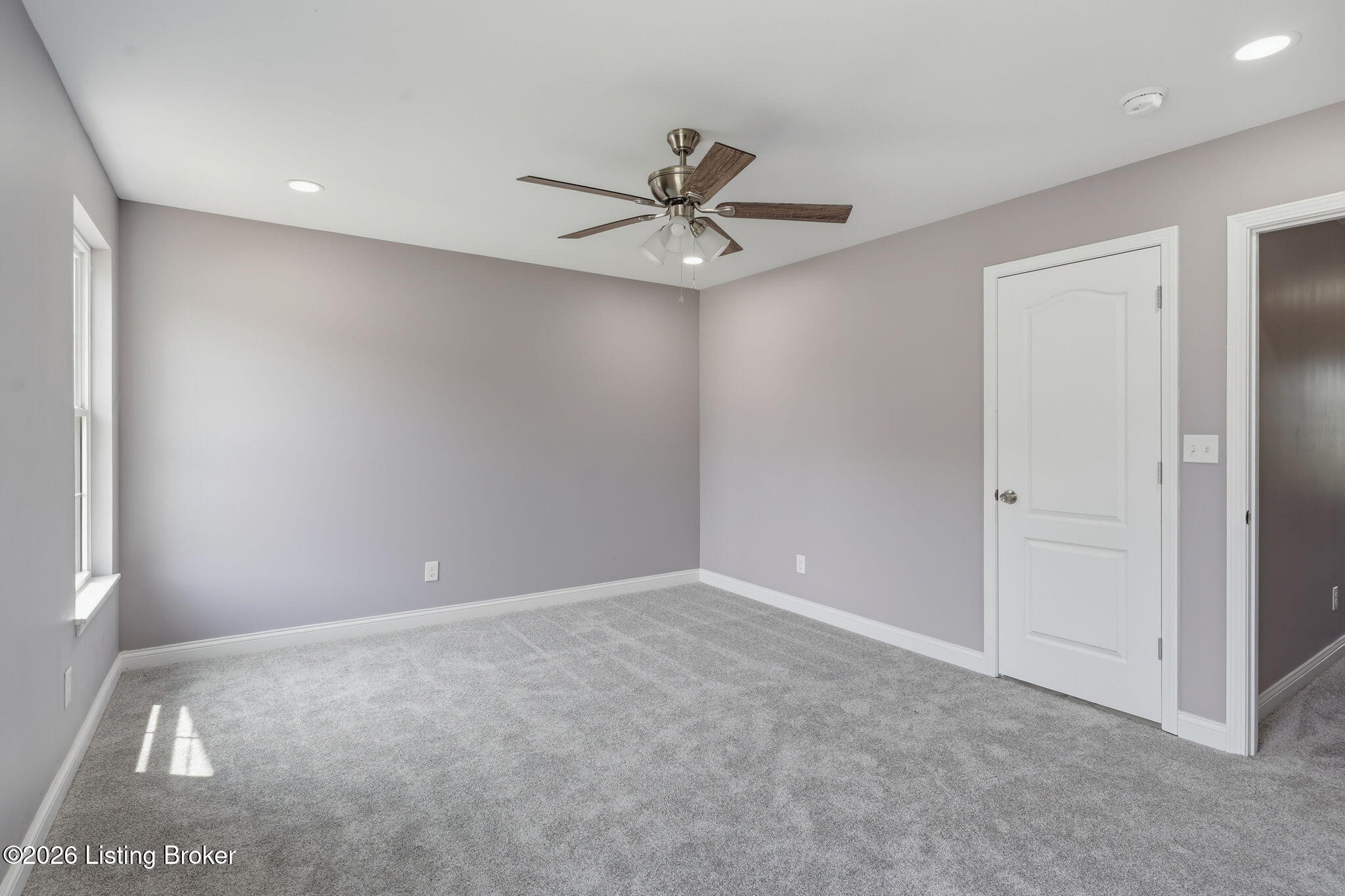 2712 Lindsay Ave Property Photo 21