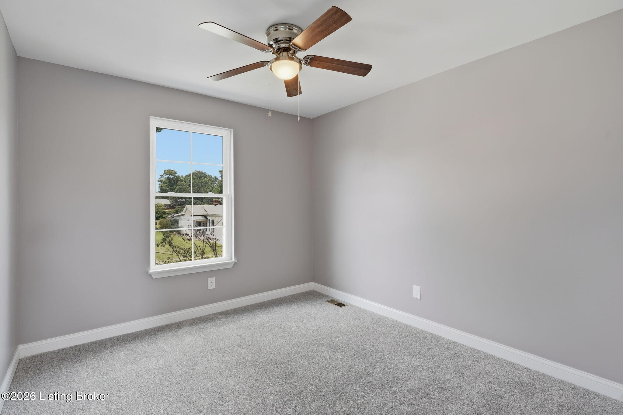 2712 Lindsay Ave Property Photo 27