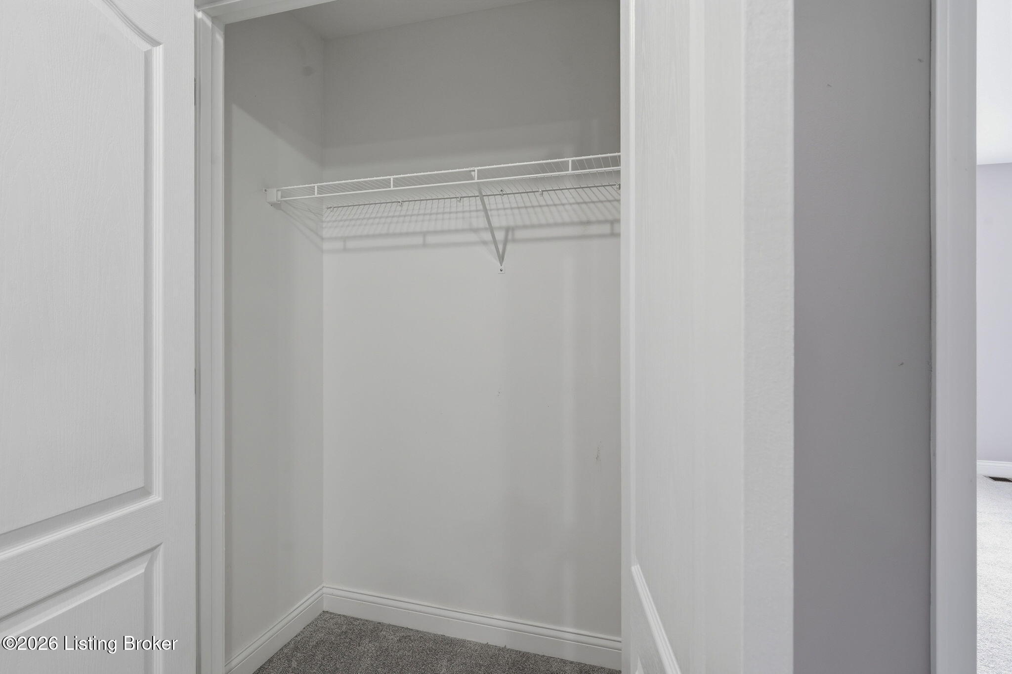 2712 Lindsay Ave Property Photo 32