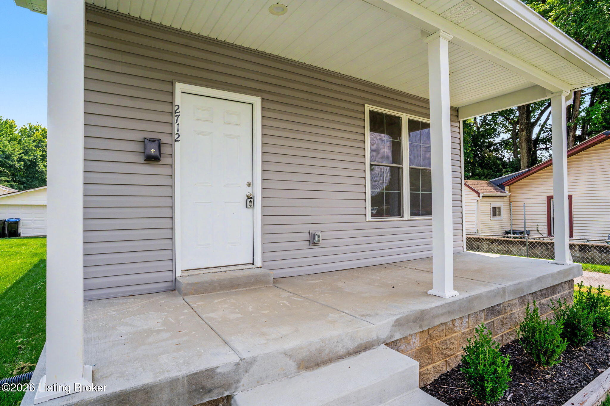 2712 Lindsay Ave Property Photo 38