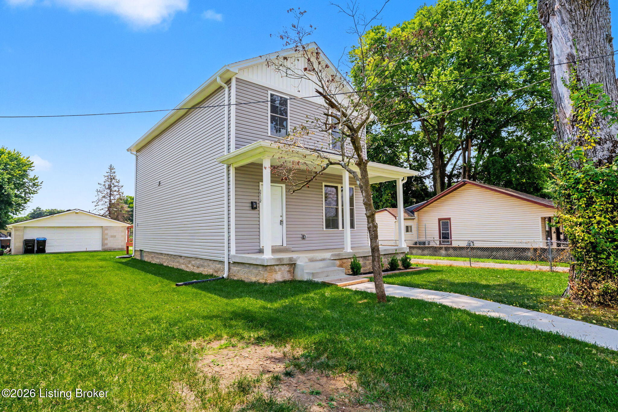 2712 Lindsay Ave Property Photo 39