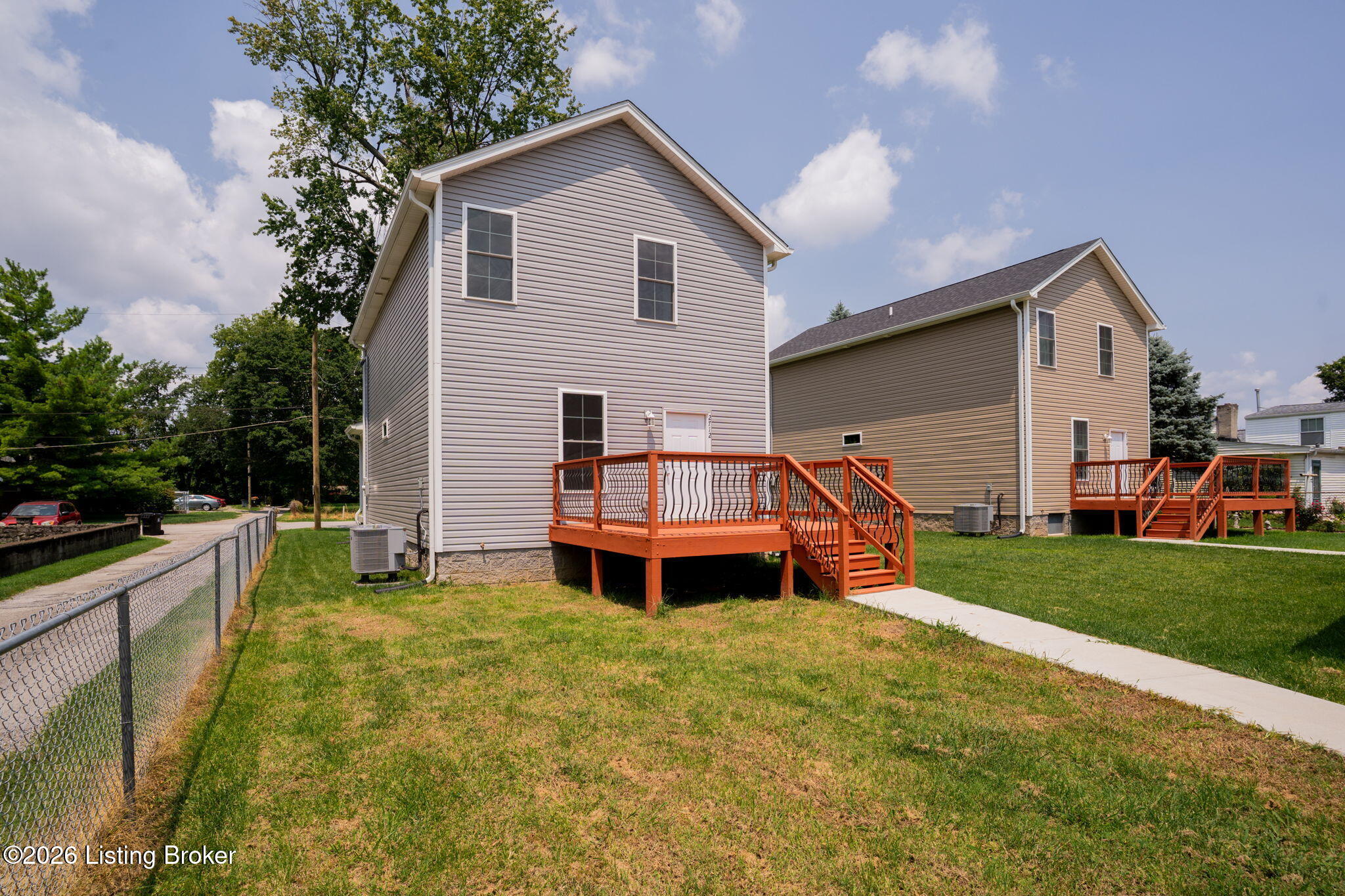 2712 Lindsay Ave Property Photo 40