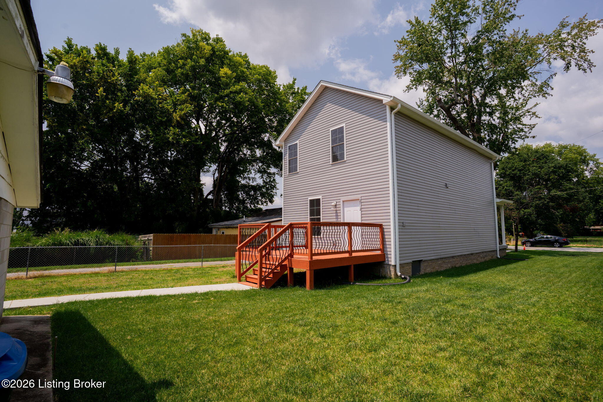 2712 Lindsay Ave Property Photo 41