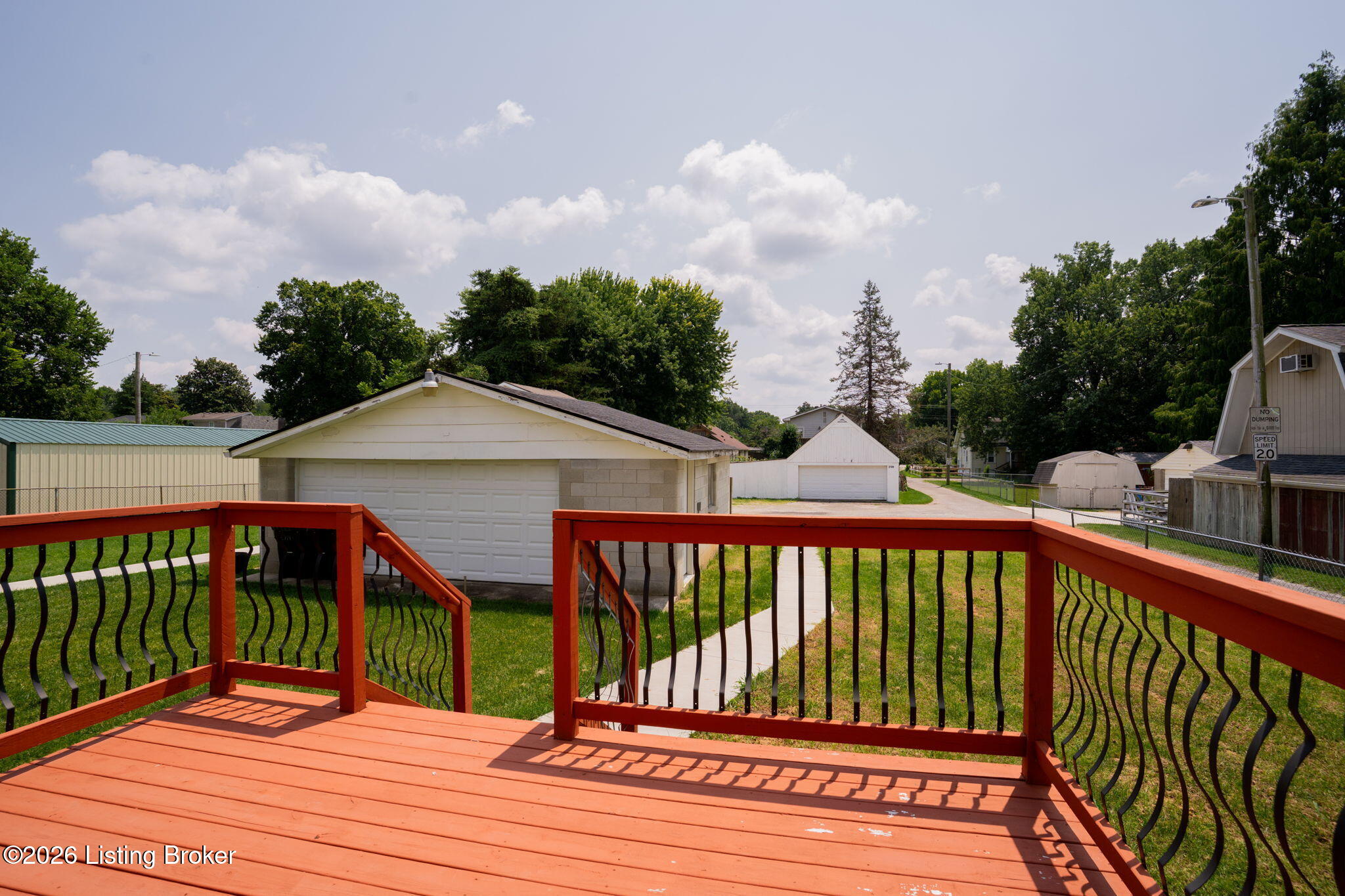 2712 Lindsay Ave Property Photo 43
