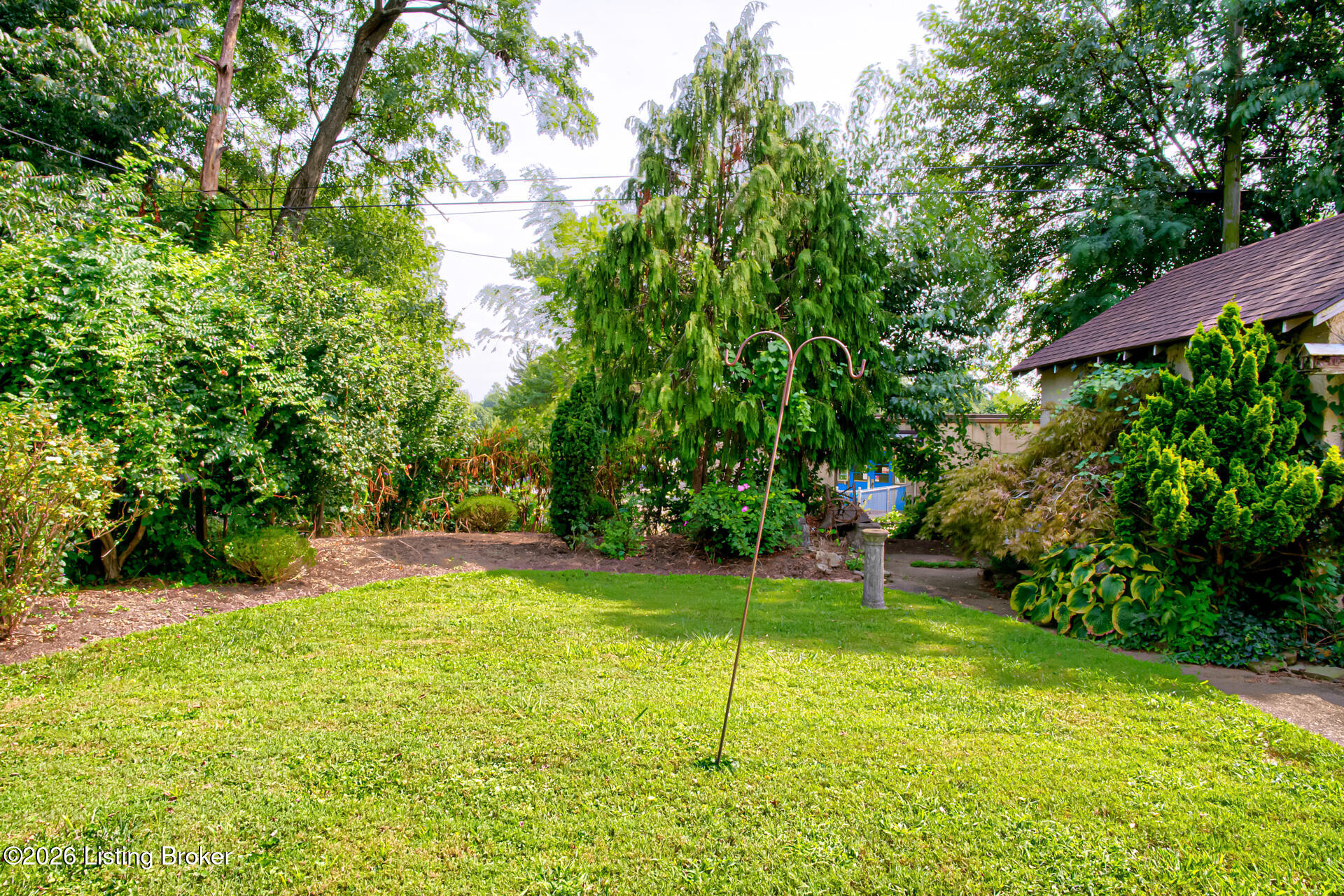 2360 Hawthorne Ave Property Photo 35