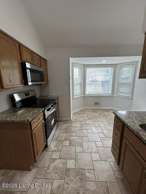 8605 Amerivan Dr Property Photo 18