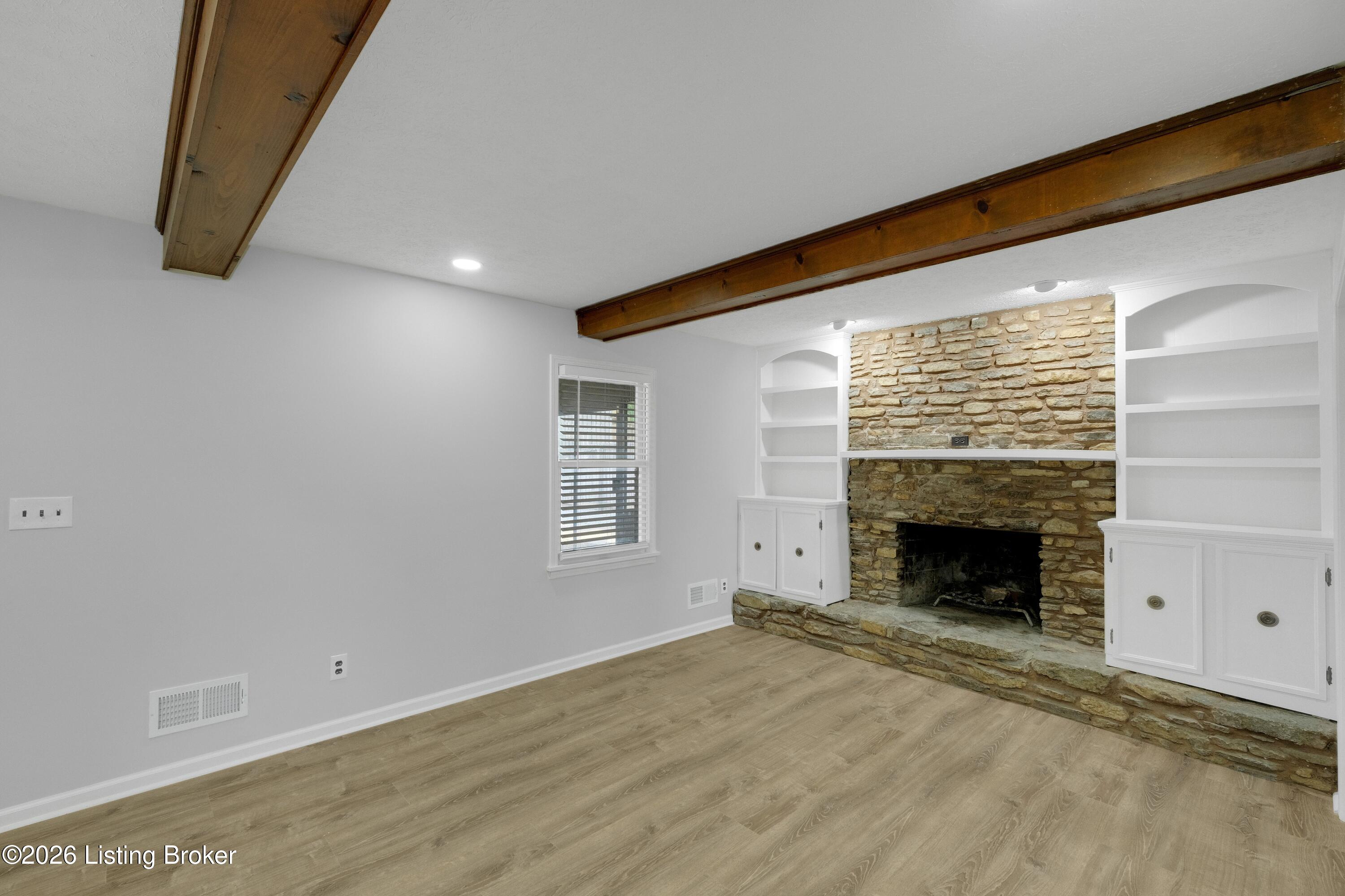 8605 Amerivan Dr Property Photo 21