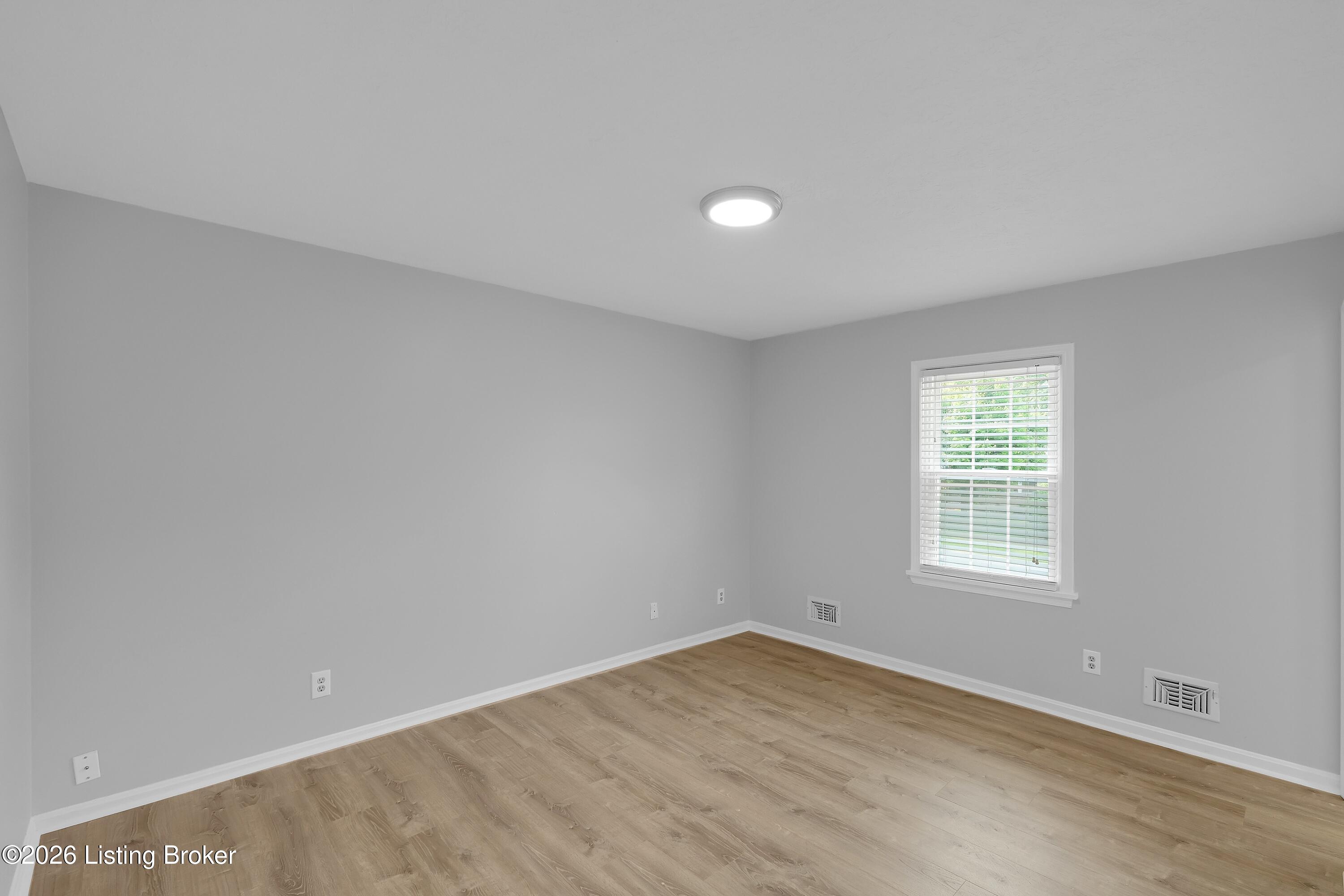 8605 Amerivan Dr Property Photo 26