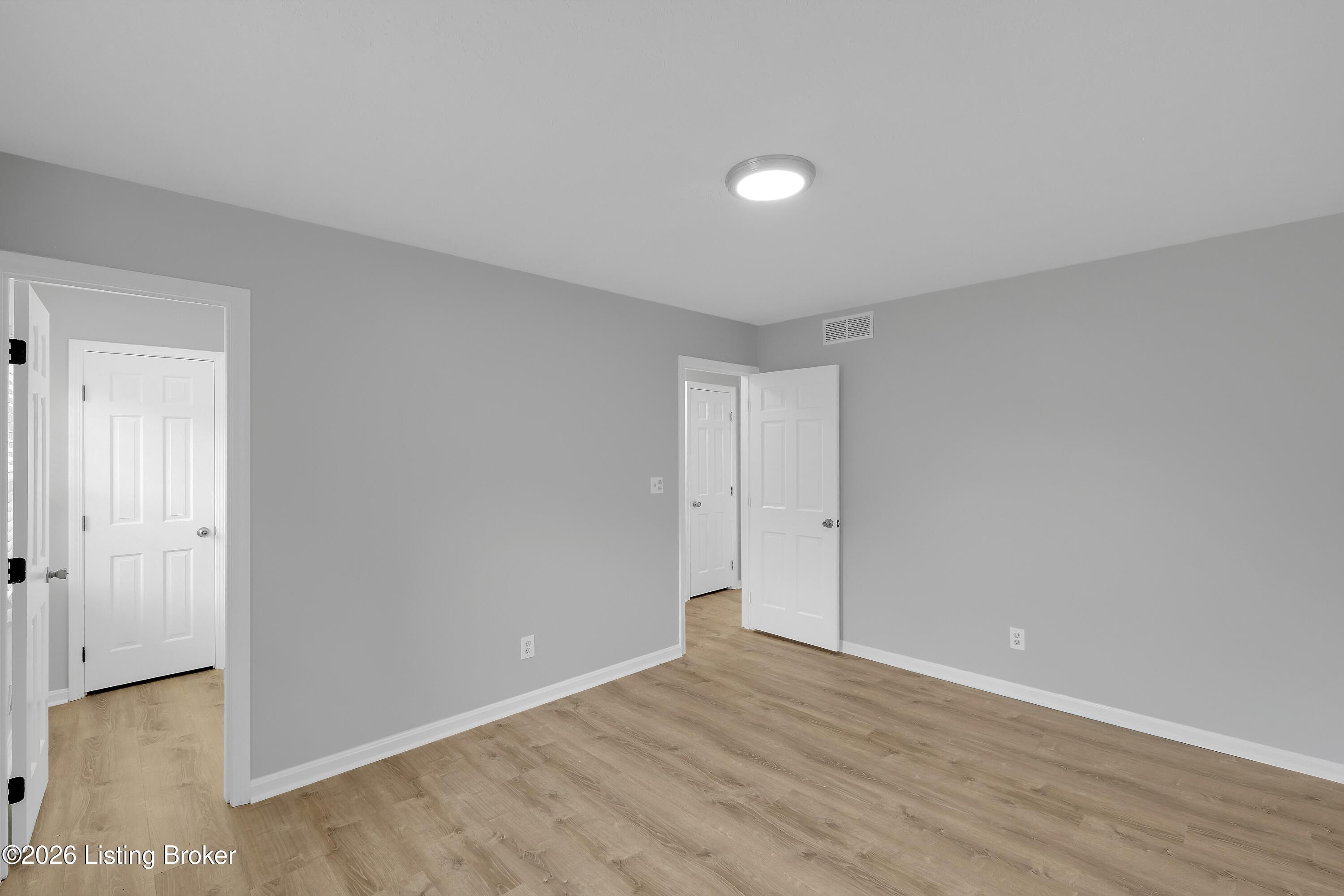 8605 Amerivan Dr Property Photo 27
