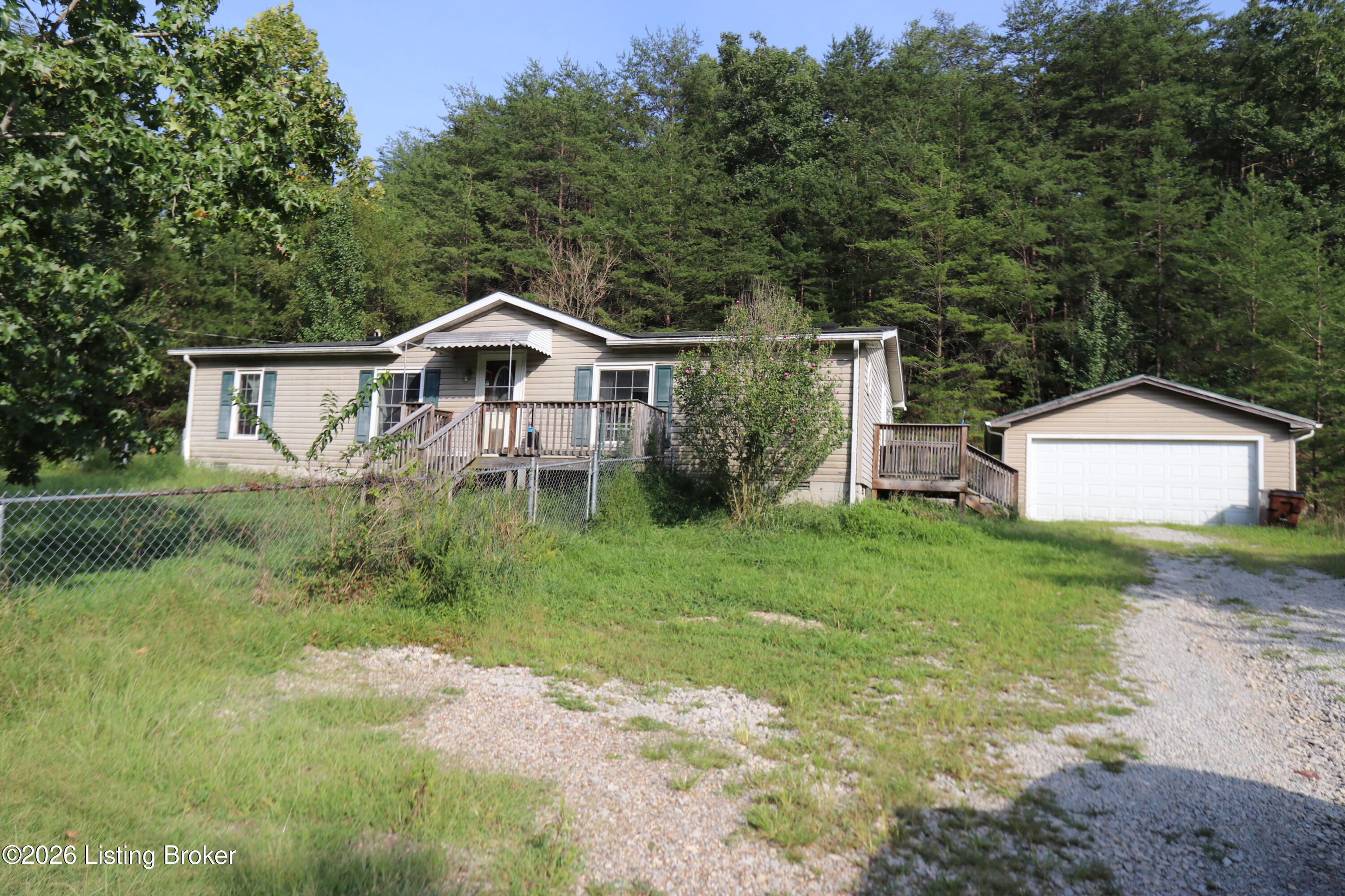 189 Pine Valley Dr Property Photo 1