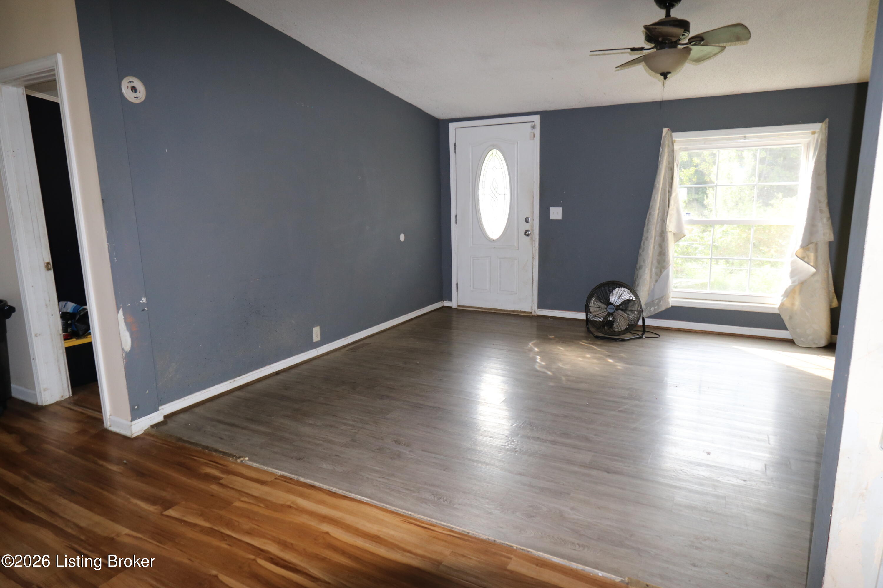 189 Pine Valley Dr Property Photo 8