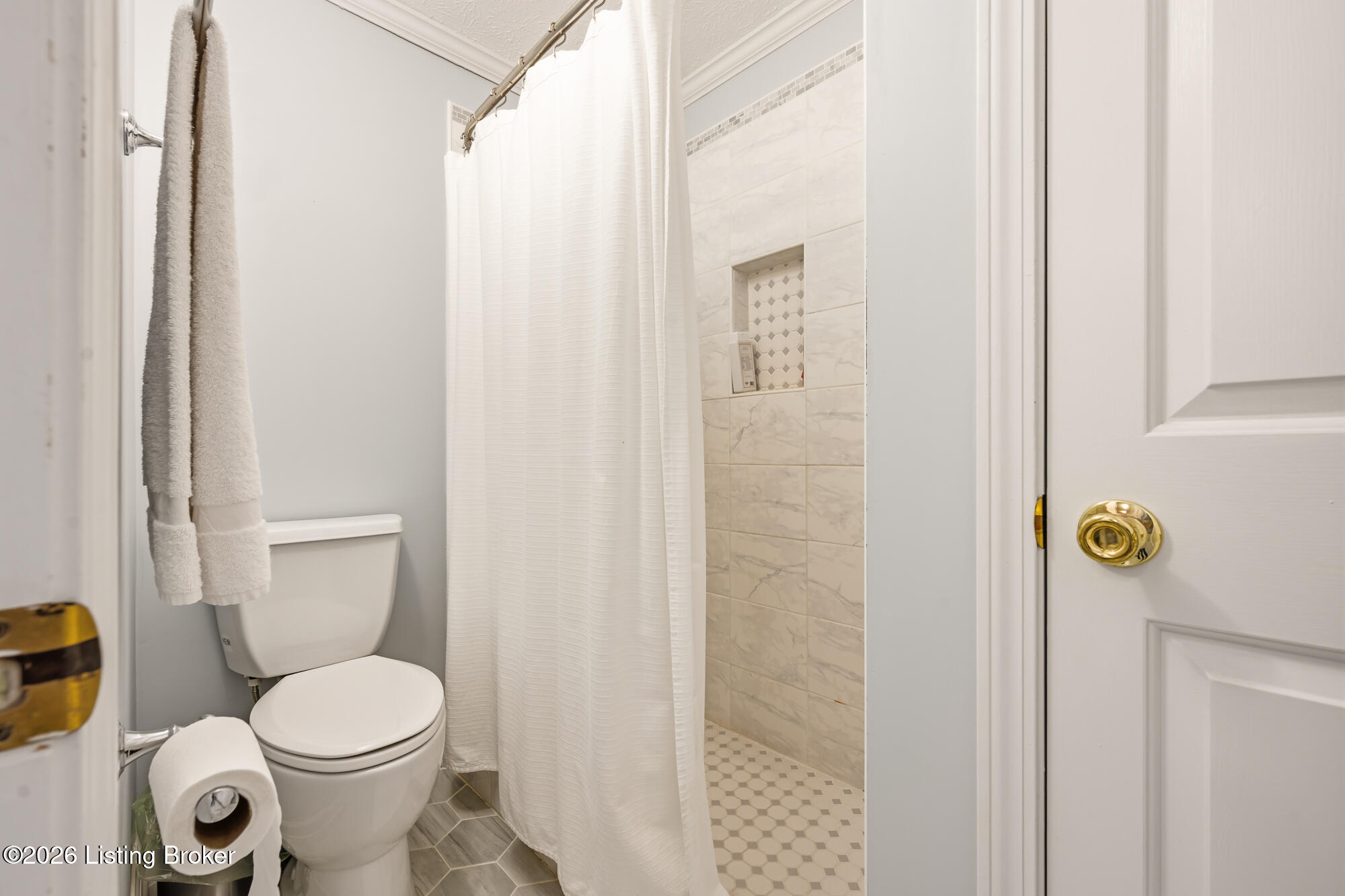 712 Donard Park Ave Property Photo 19