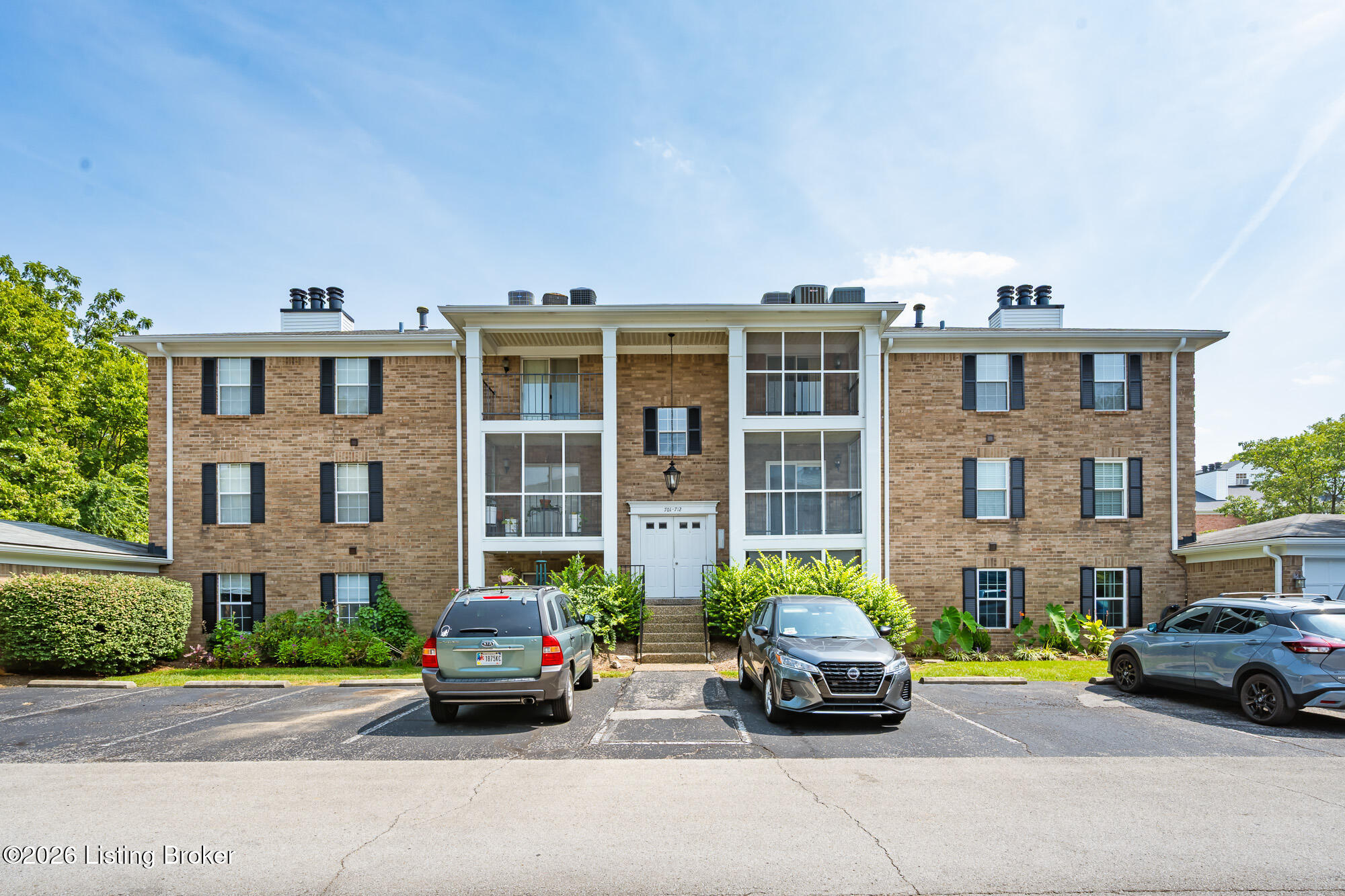 712 Donard Park Ave Property Photo 43