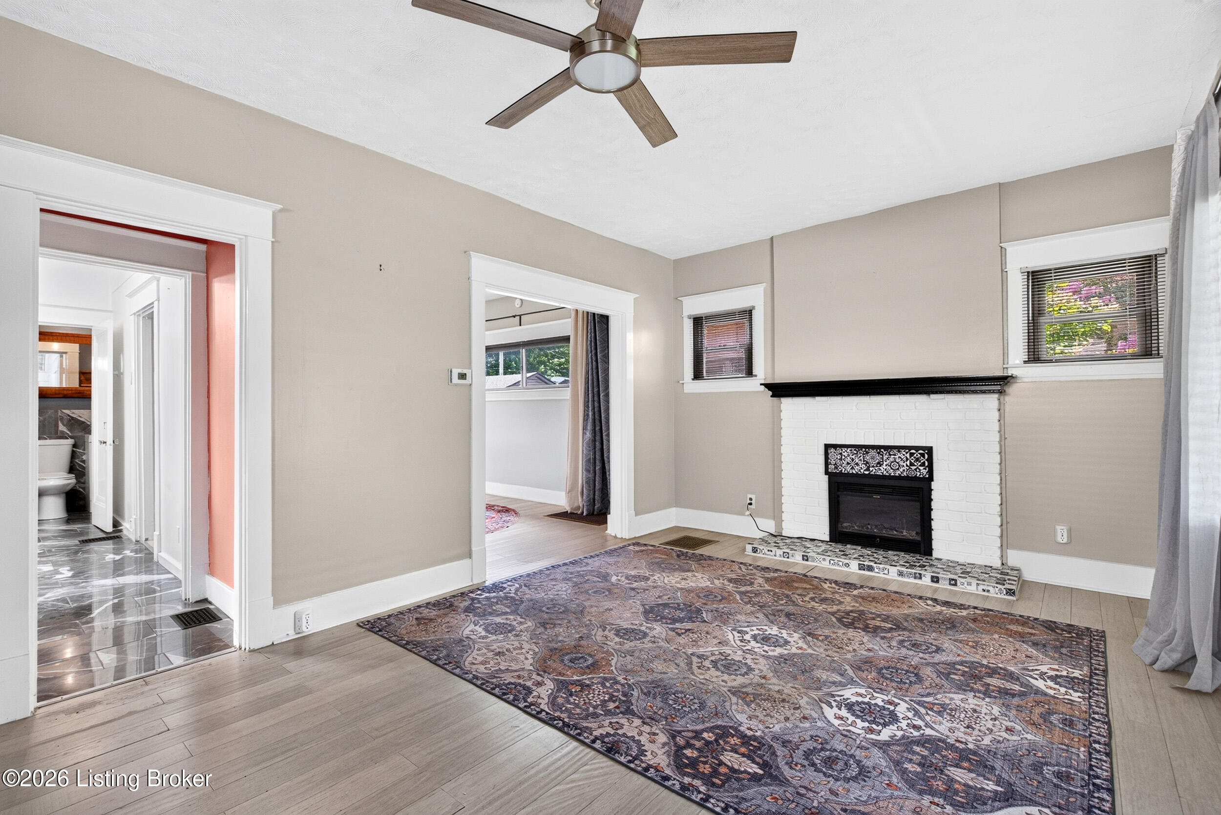 4509 Meridale Ave Property Photo 8