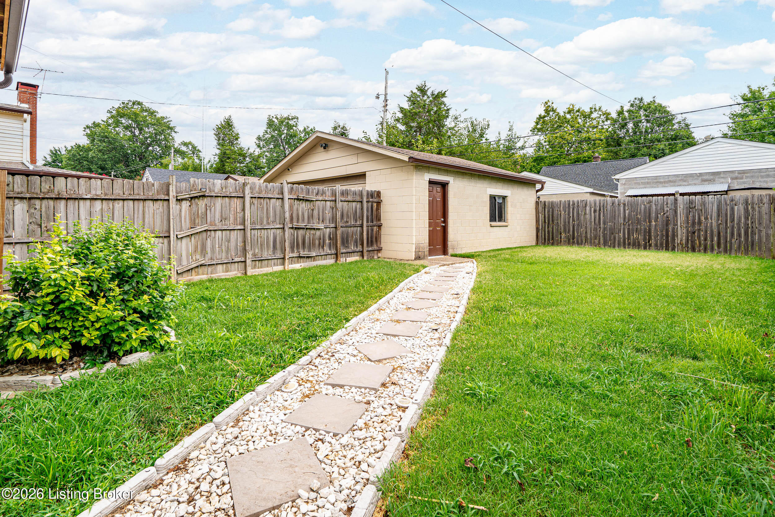 4509 Meridale Ave Property Photo 44