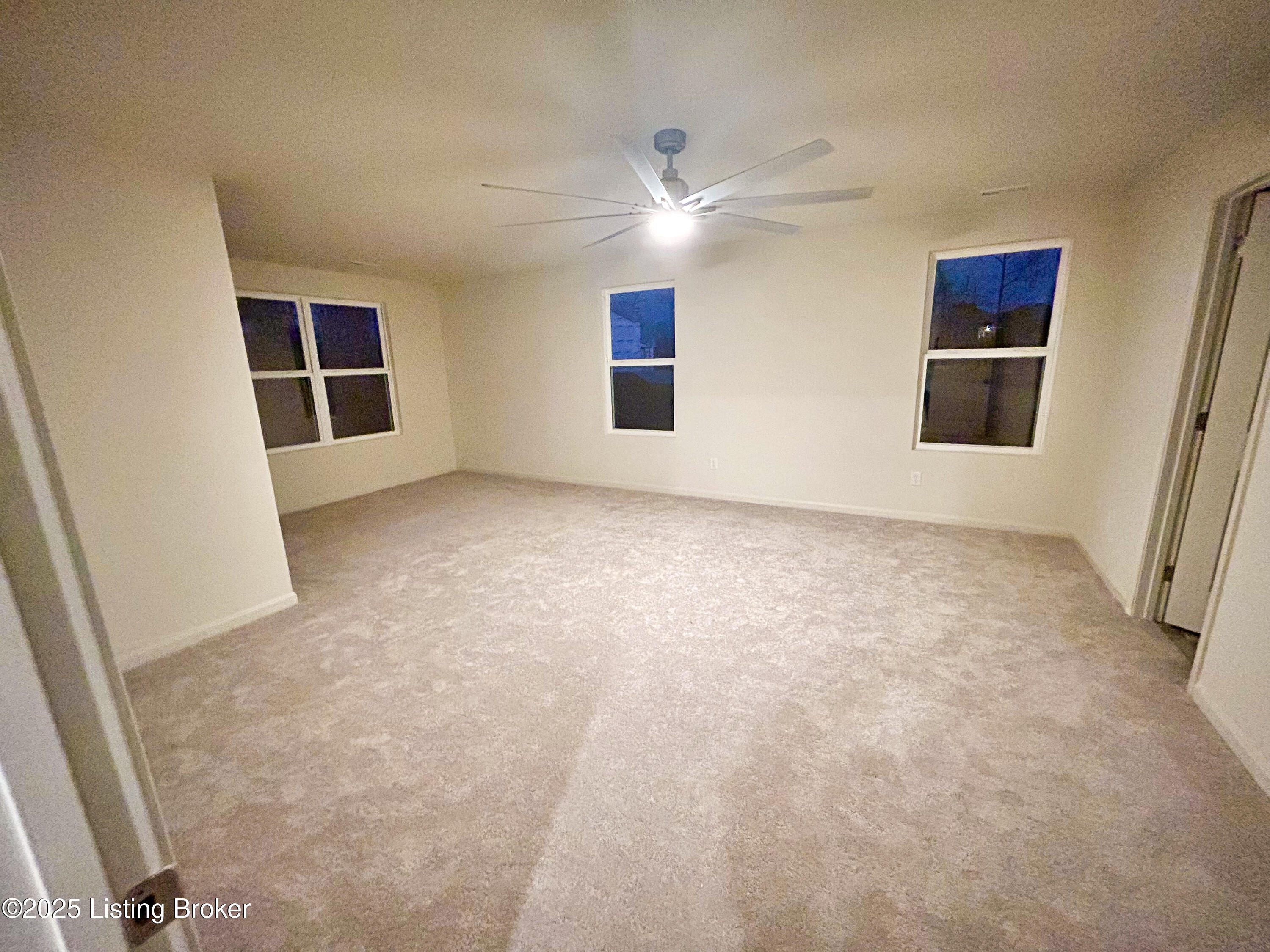 6509 Fair Ridge Ln Property Photo 6