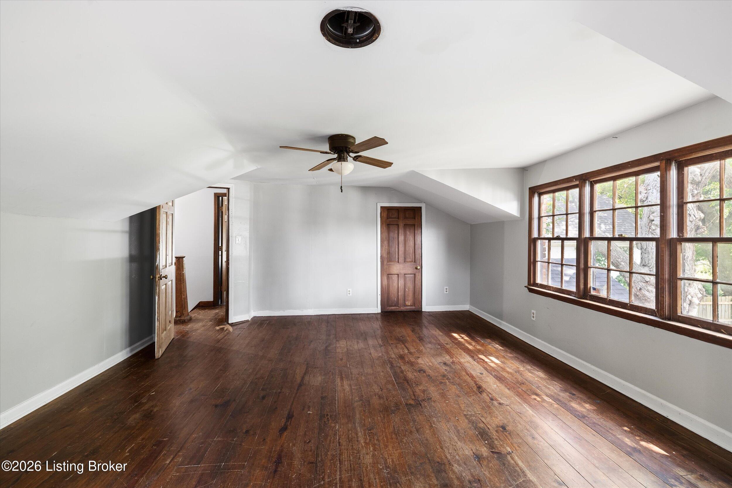 236 Lexington St Property Photo 36
