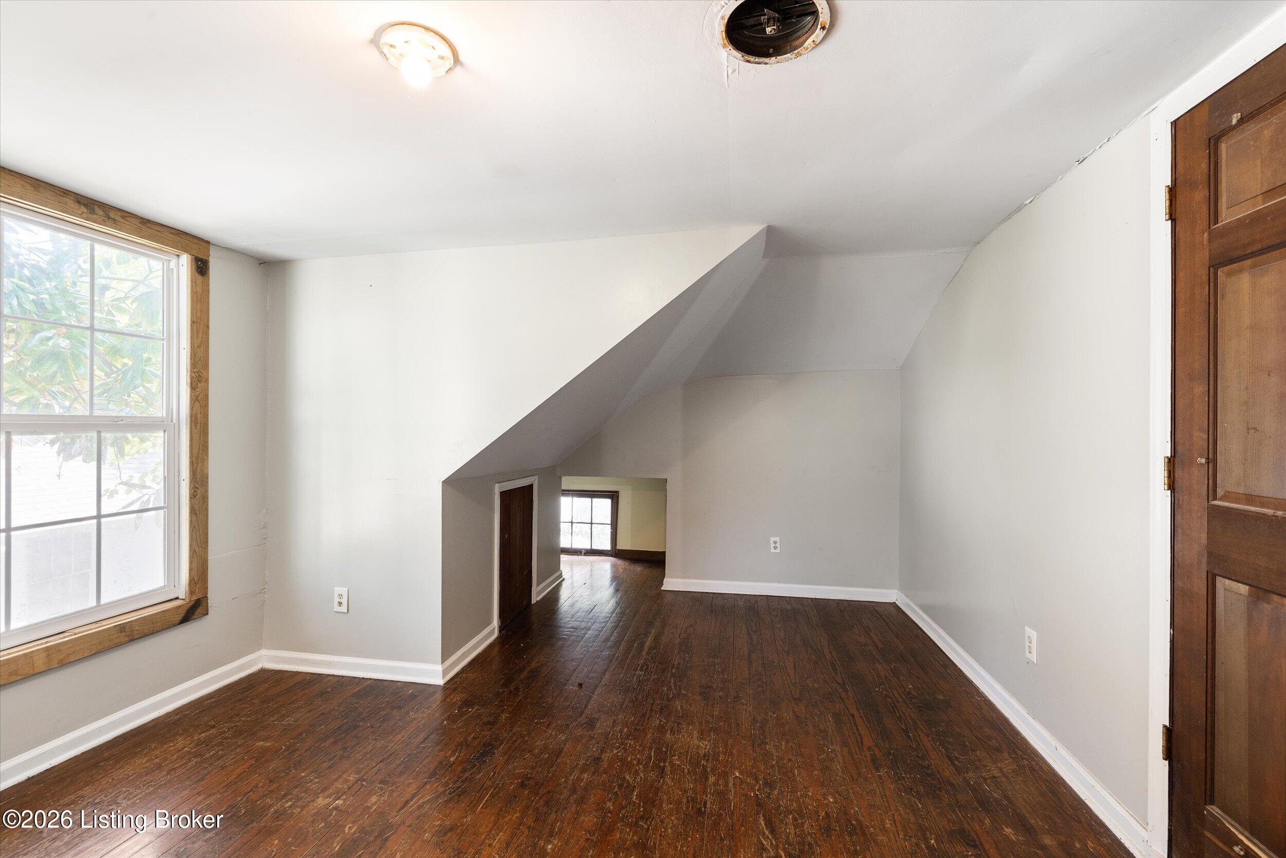236 Lexington St Property Photo 38