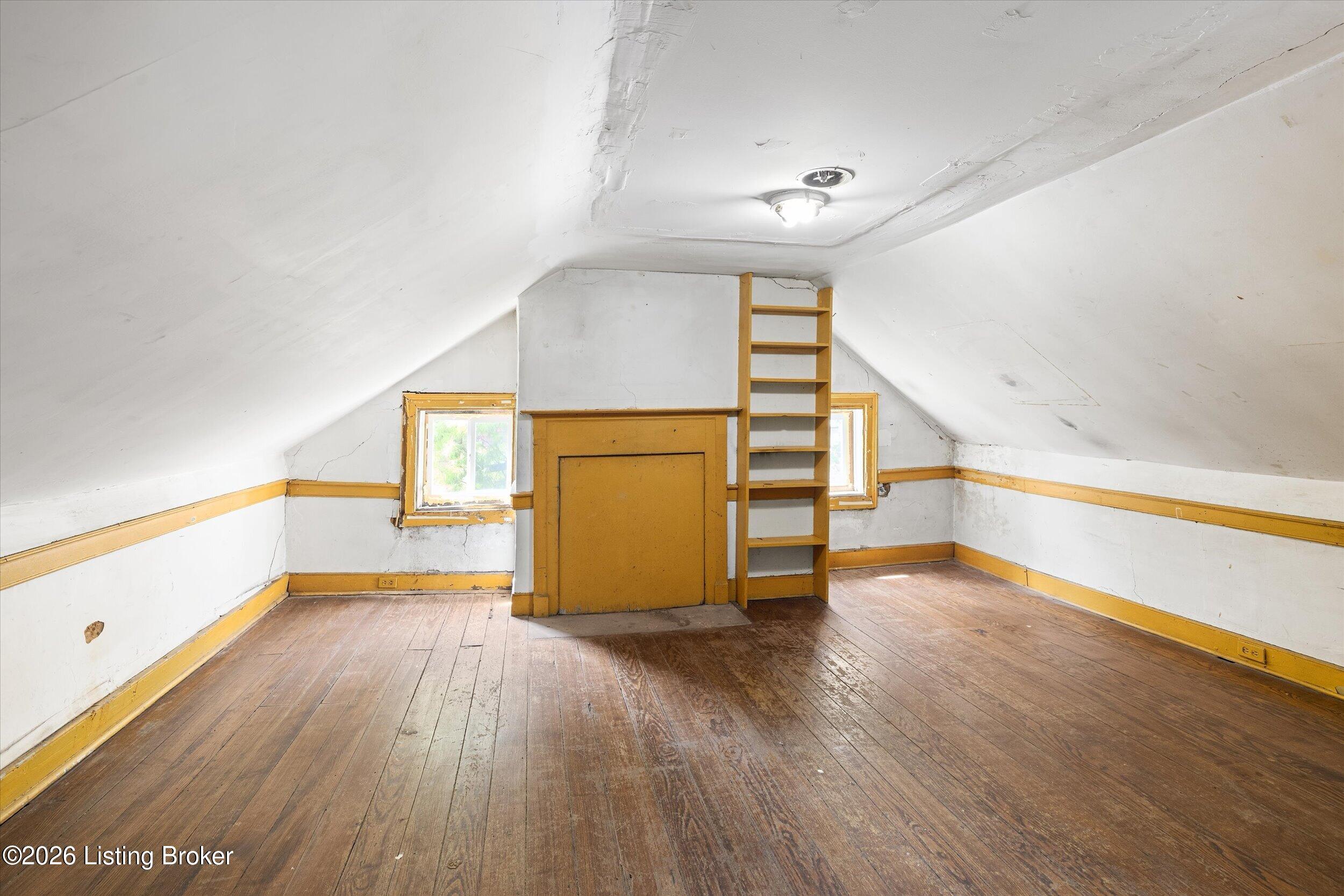 236 Lexington St Property Photo 43