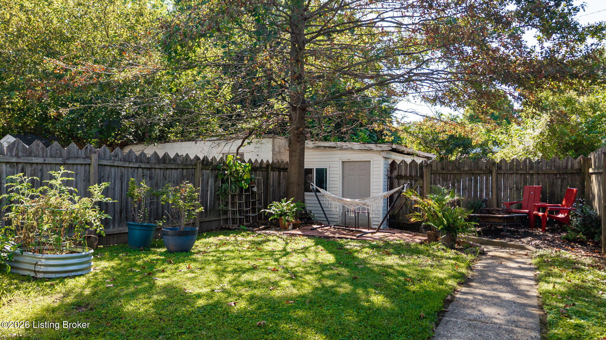 1210 Payne St Property Photo 35