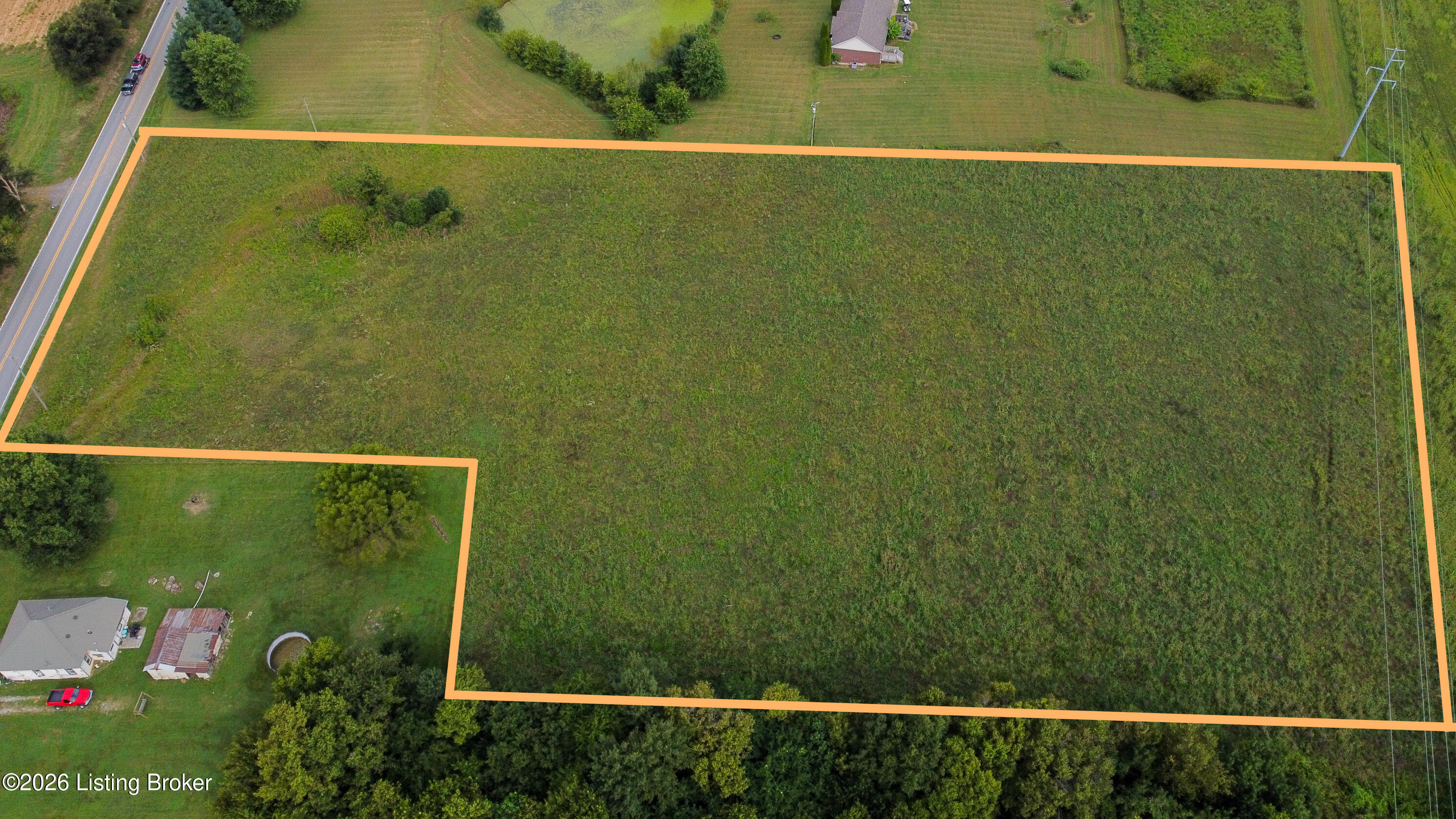 3668 Castle Hwy Property Photo 4