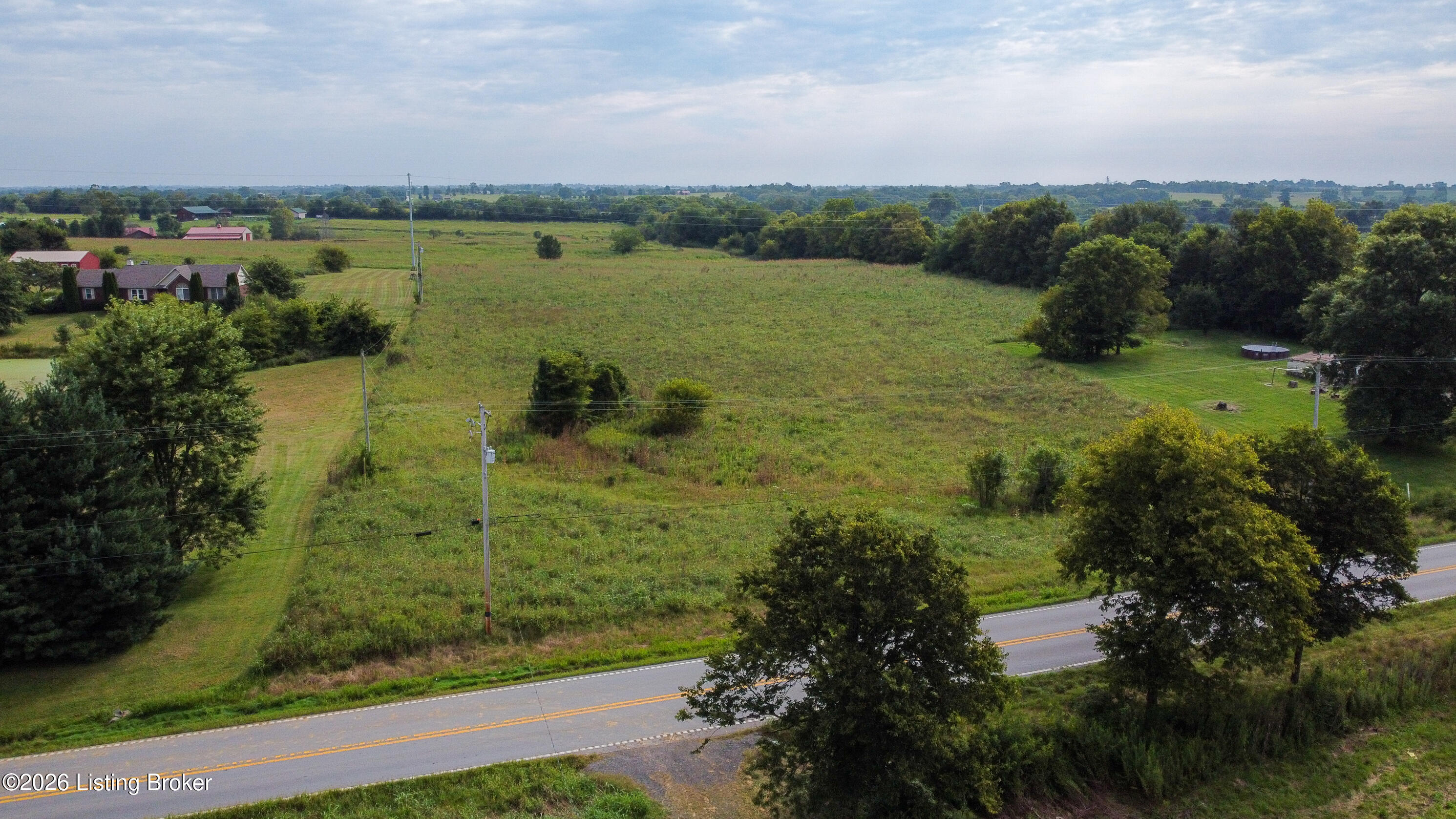 3668 Castle Hwy Property Photo 6
