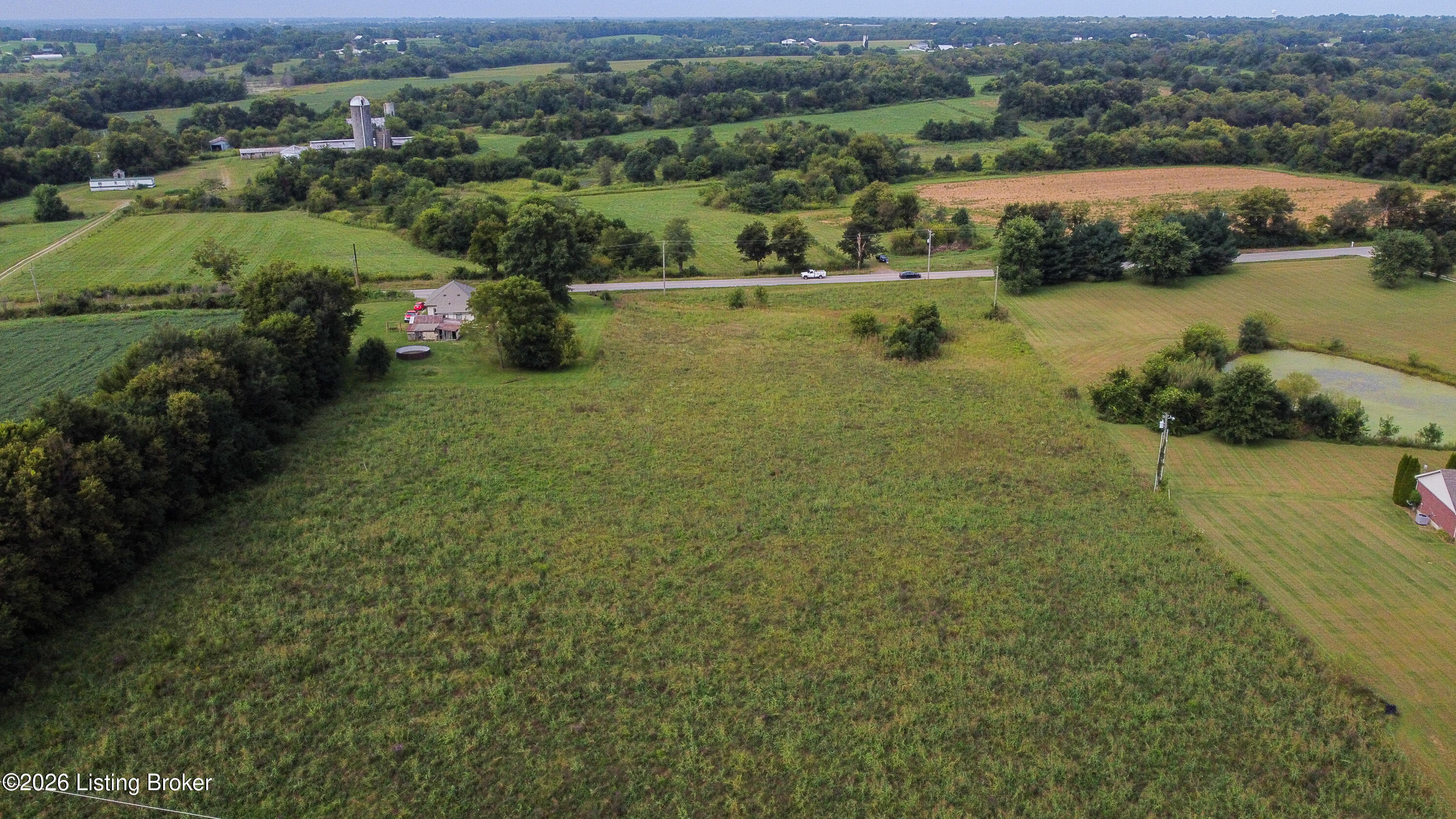 3668 Castle Hwy Property Photo 8