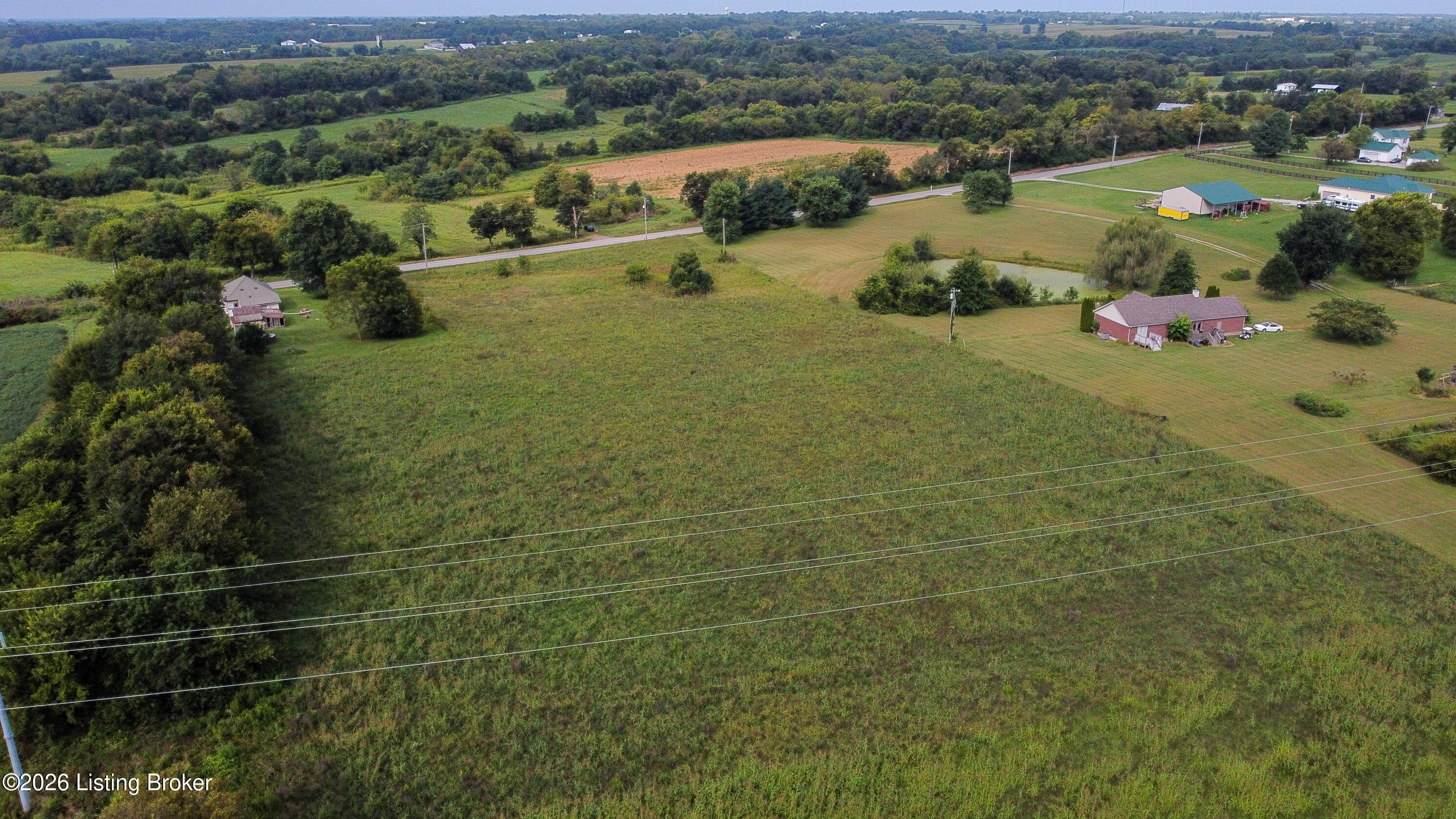 3668 Castle Hwy Property Photo 9