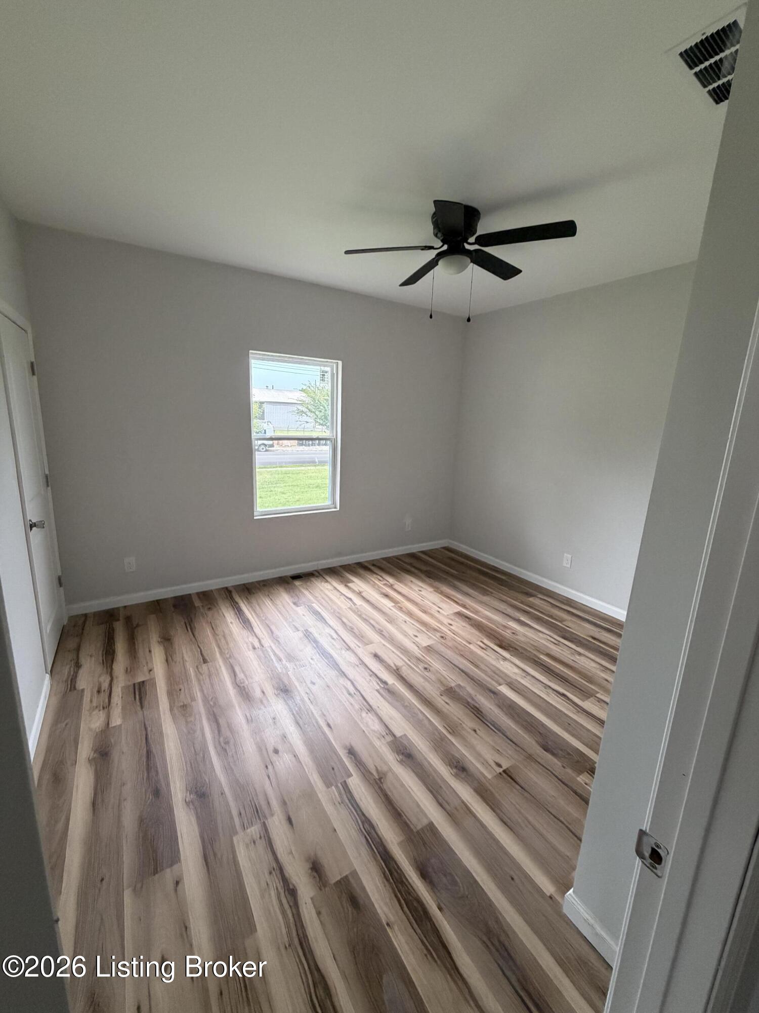731 W Saint Catherine St Property Photo 8