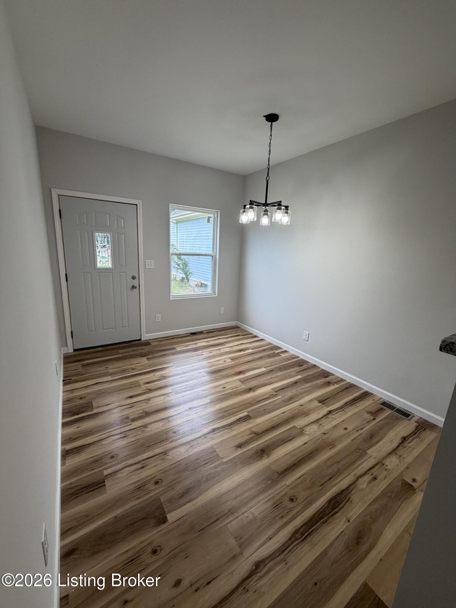 731 W Saint Catherine St Property Photo 11