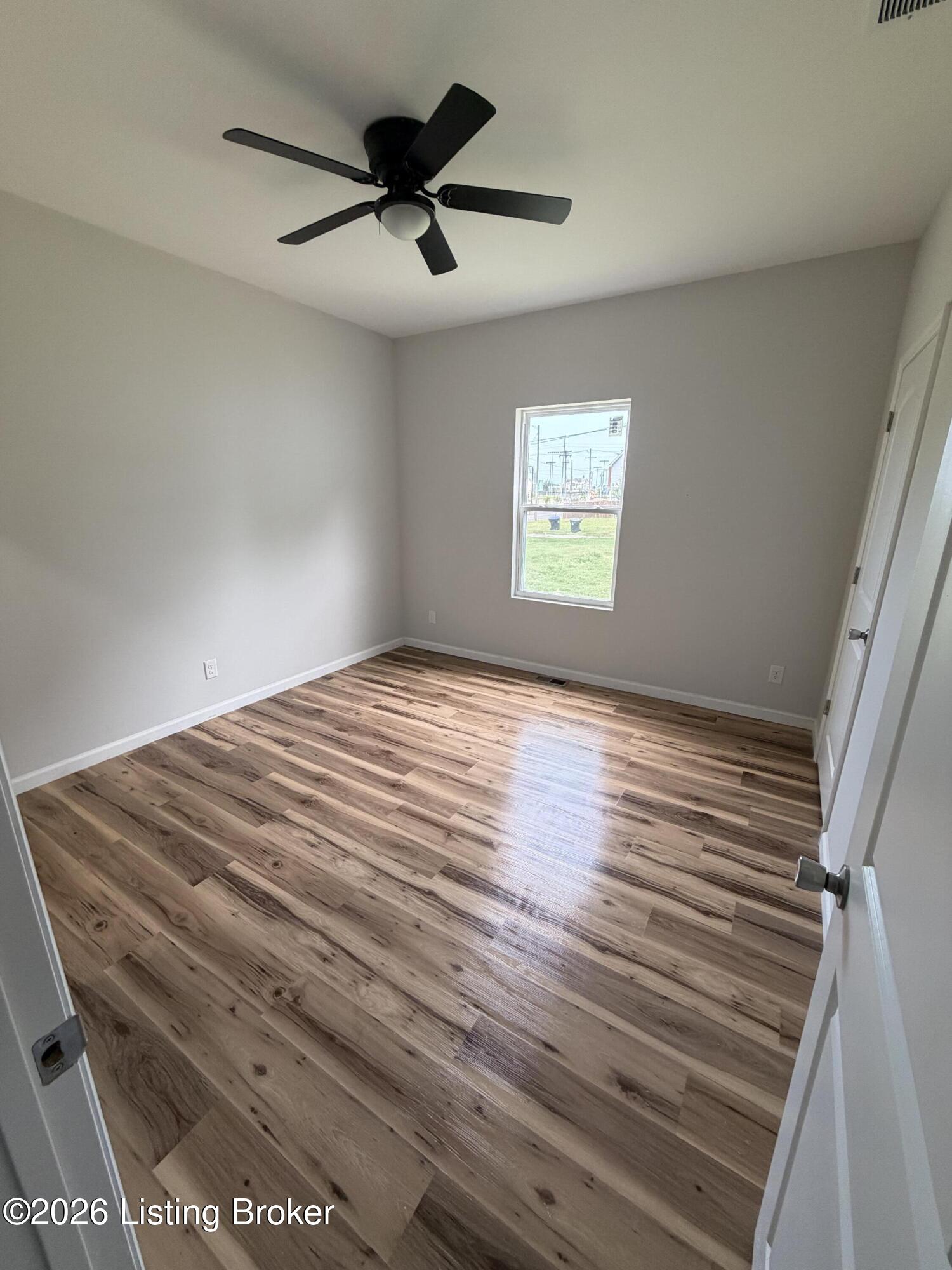 731 W Saint Catherine St Property Photo 15