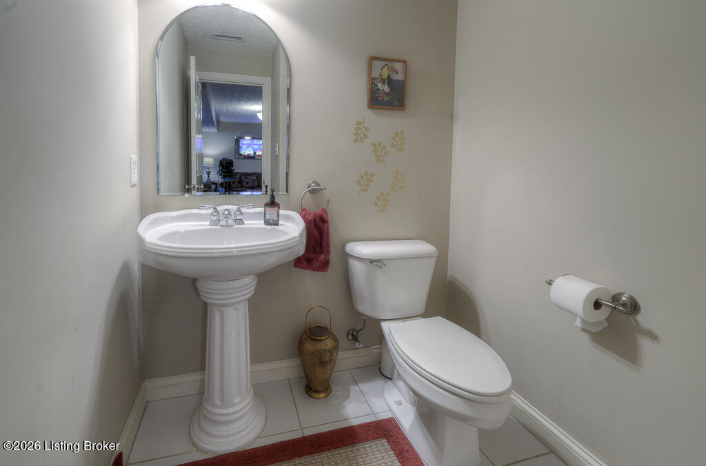 9411 Alex Ct Property Photo 17