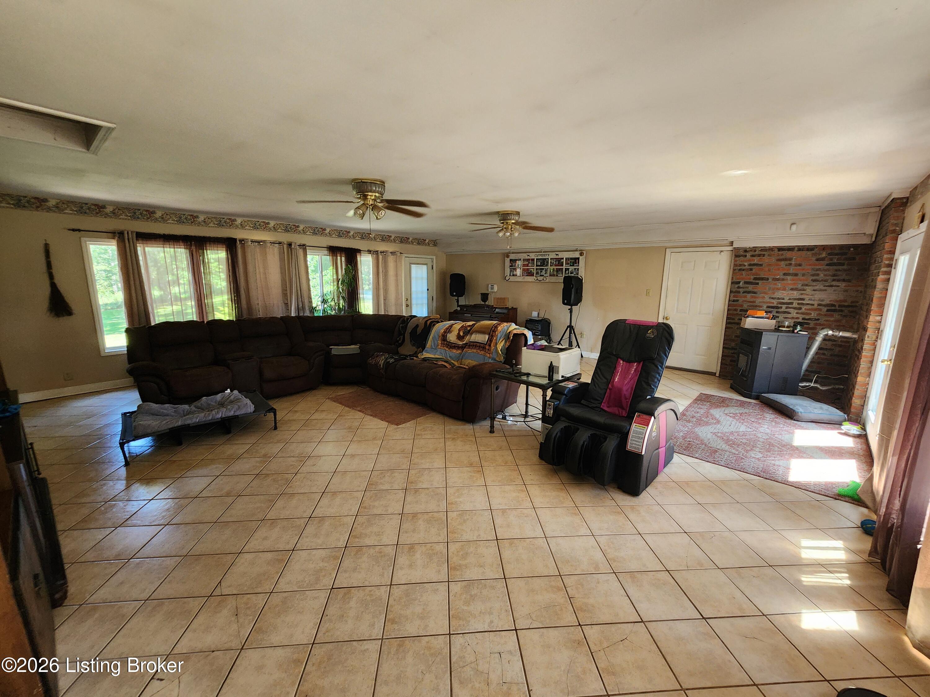 4359 Springfield Rd Property Photo 30