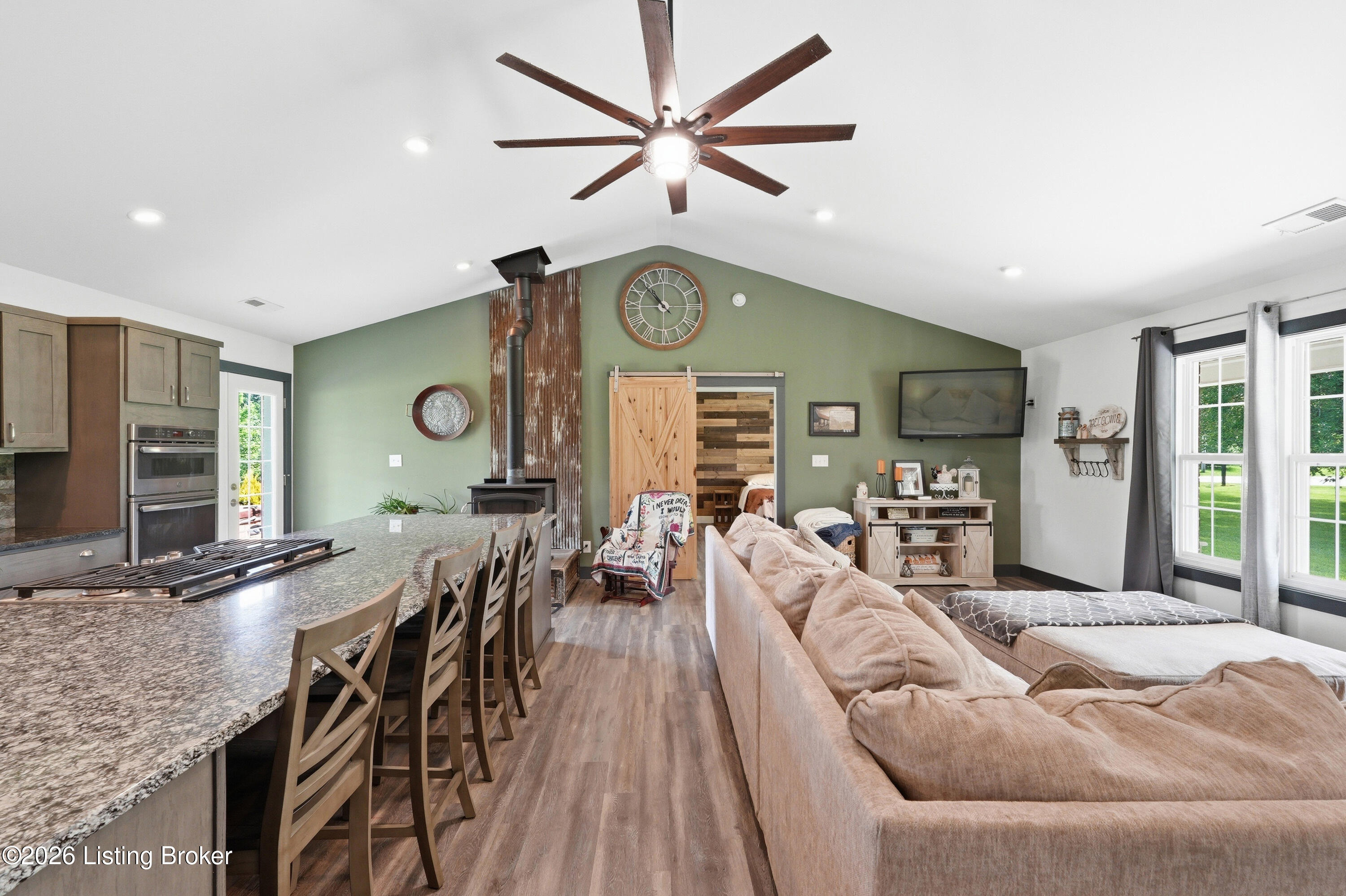 3712 Blossom Dr Property Photo 12